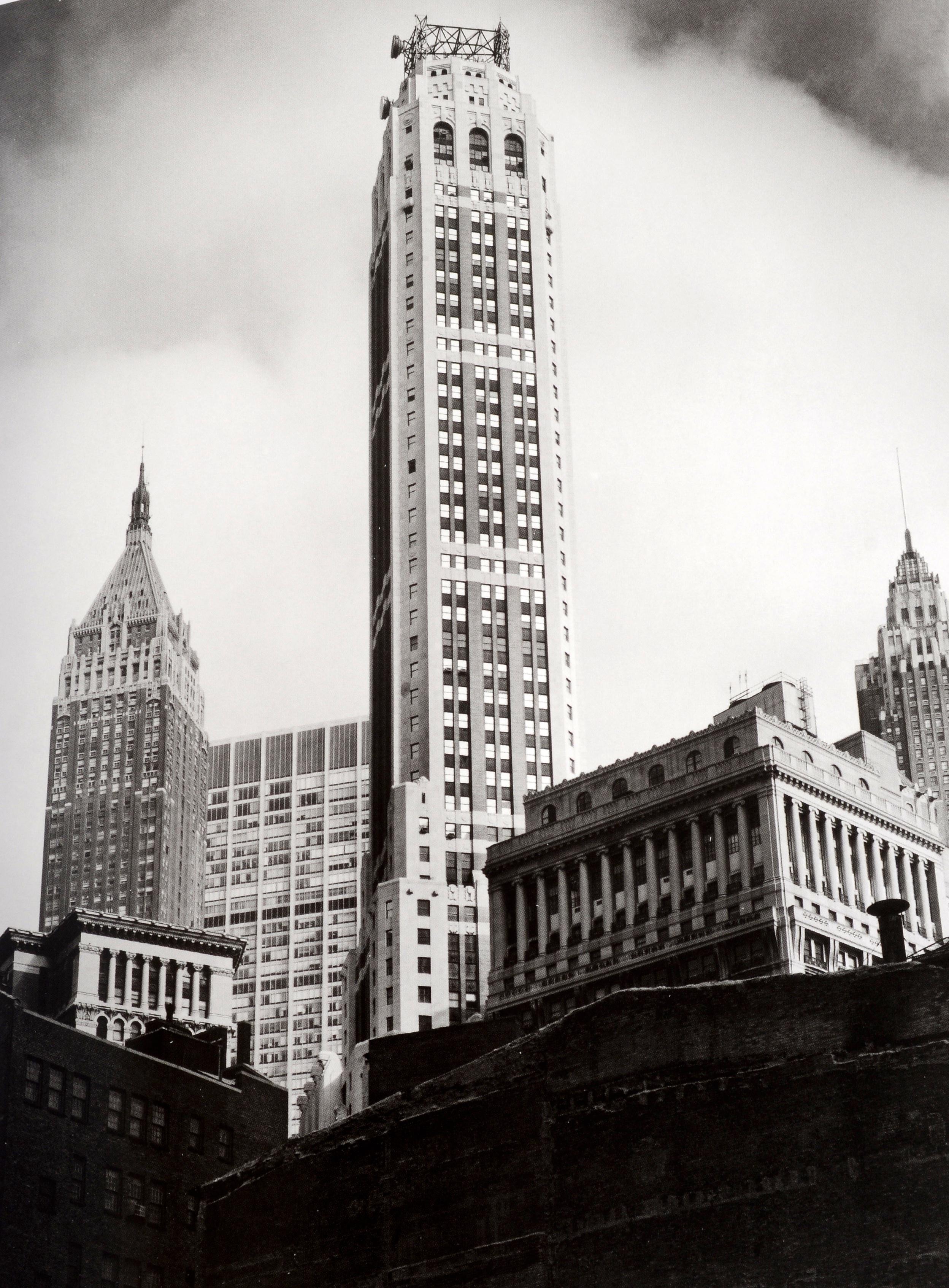 Contemporary On Wall Street: Architectural Photographs of Lower Manhattan, 1980-2000. 1st Ed For Sale