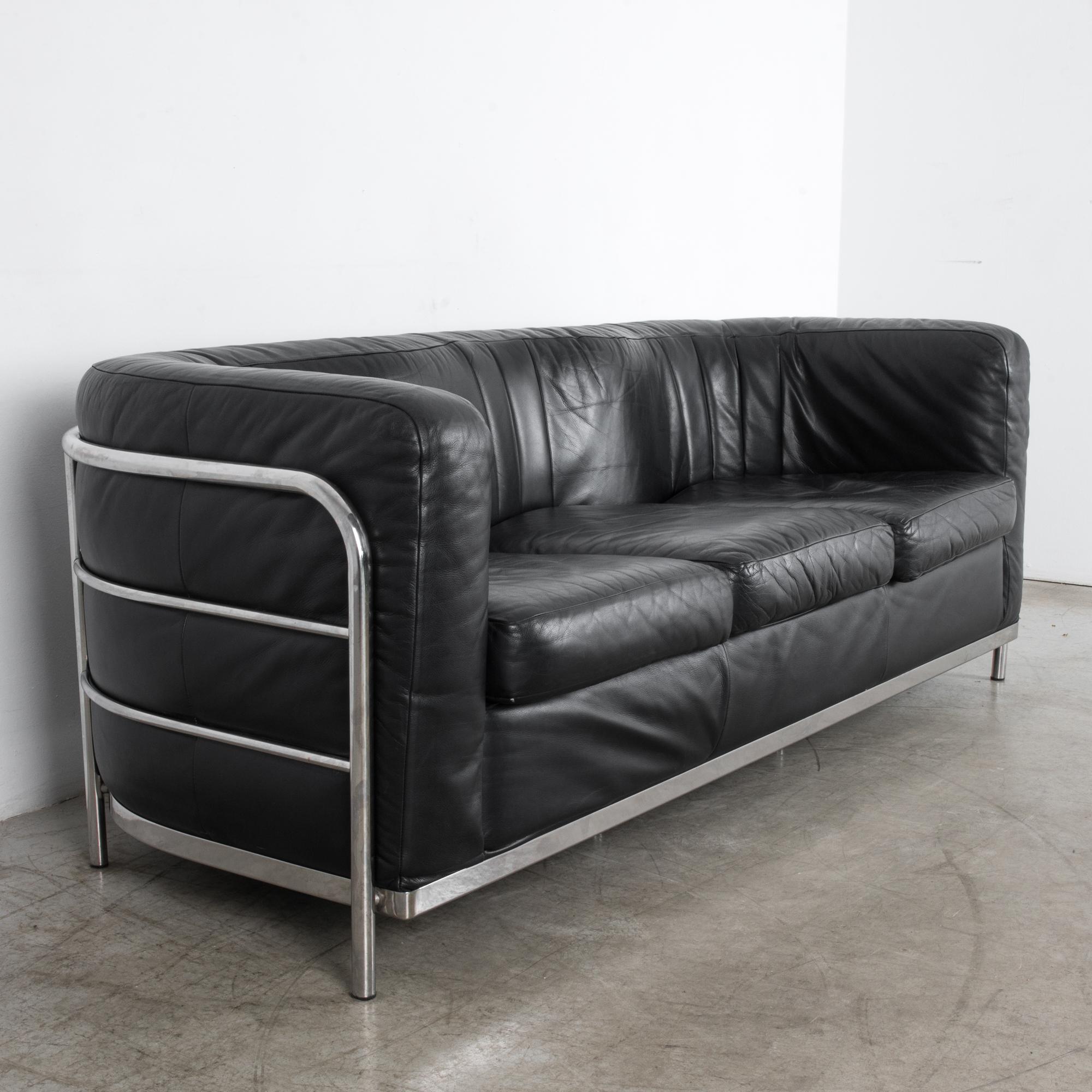 Onda 1030 Black Leather Sofa by Paolo Lomazzi 2