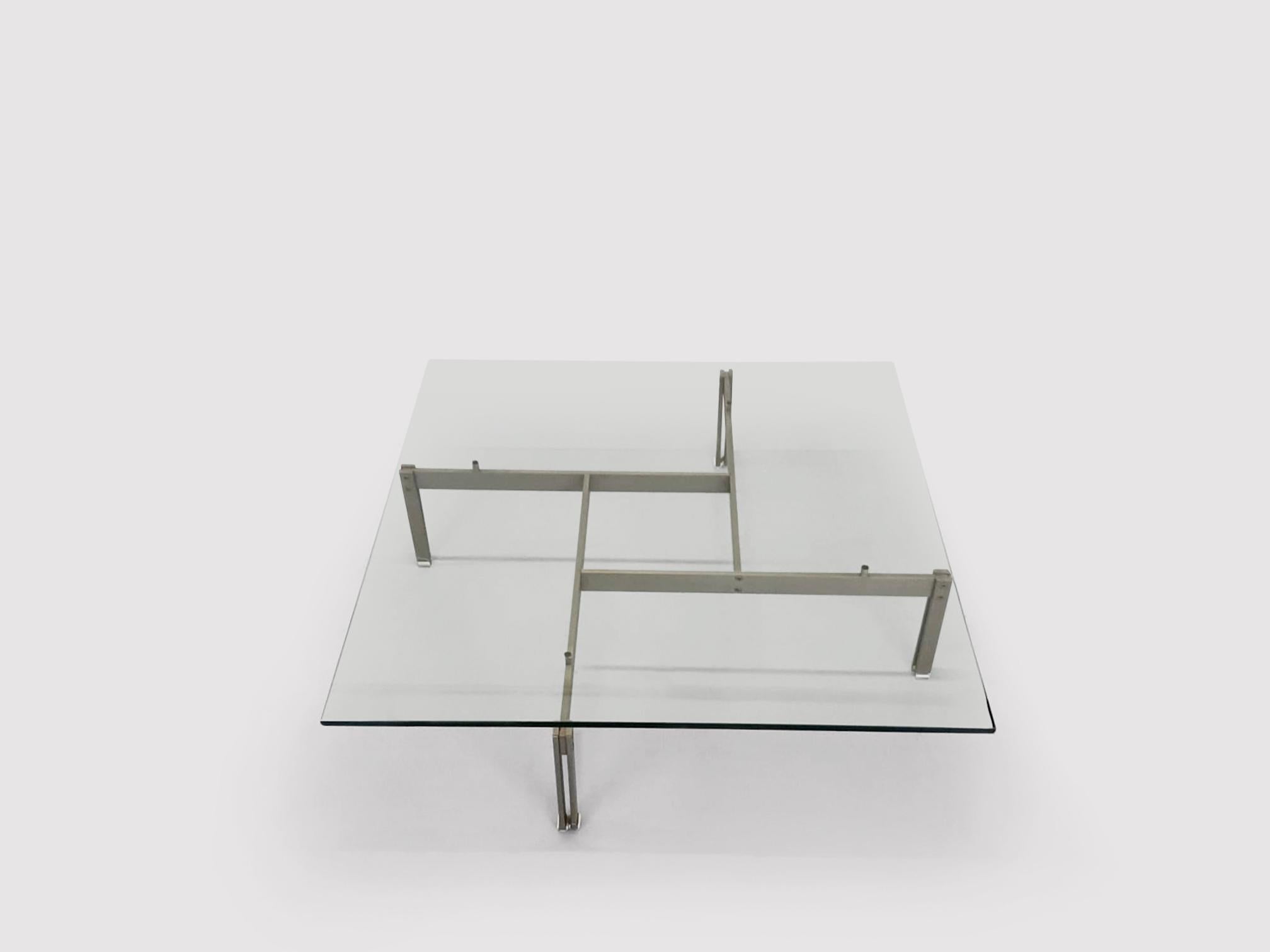 Onda Brushed Steel and Glass Coffee Table by Giovanni Offredi for Saporiti 1970s In Good Condition For Sale In Stavenisse, NL