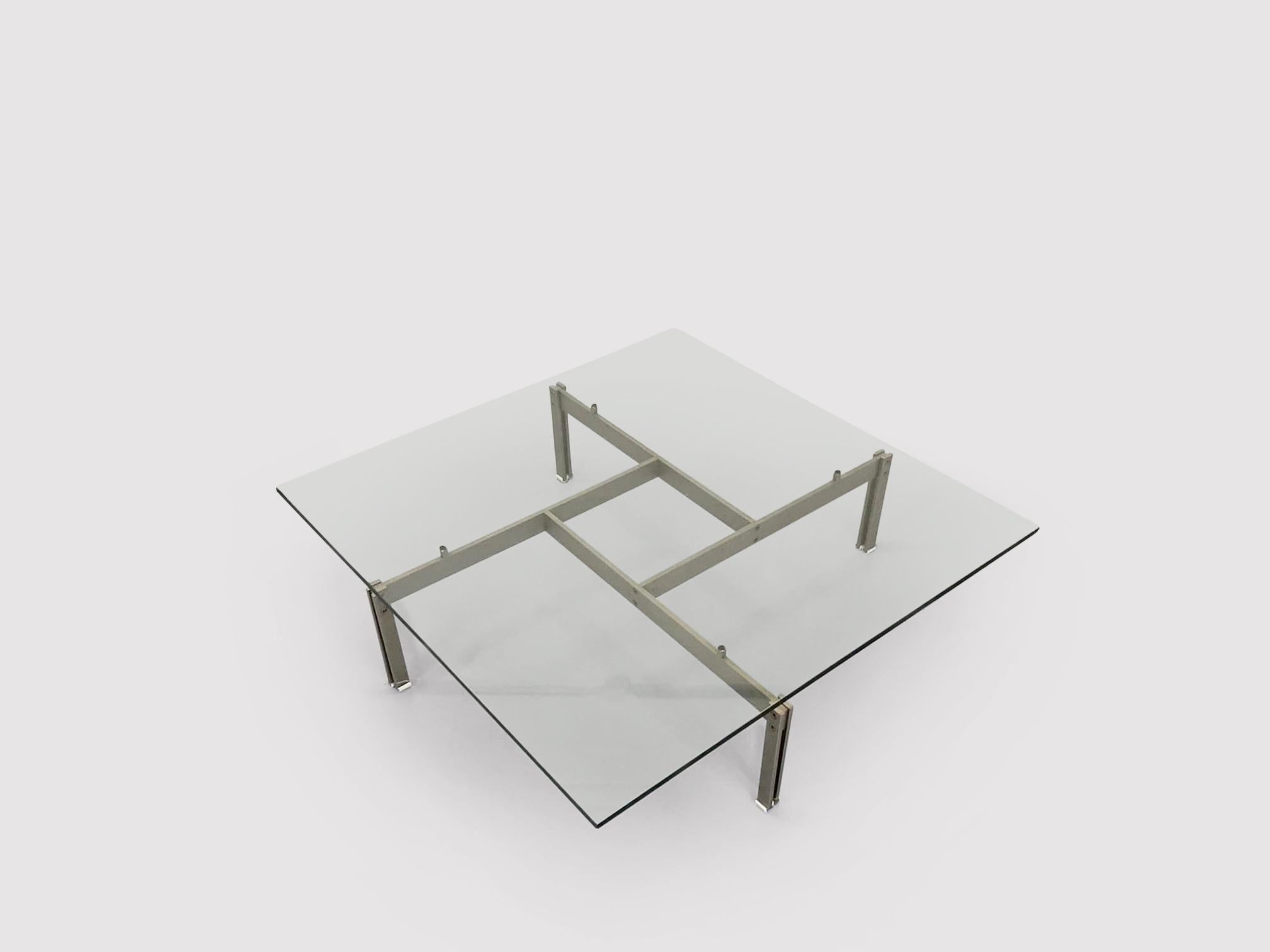 Stainless Steel Onda Brushed Steel and Glass Coffee Table by Giovanni Offredi for Saporiti 1970s For Sale
