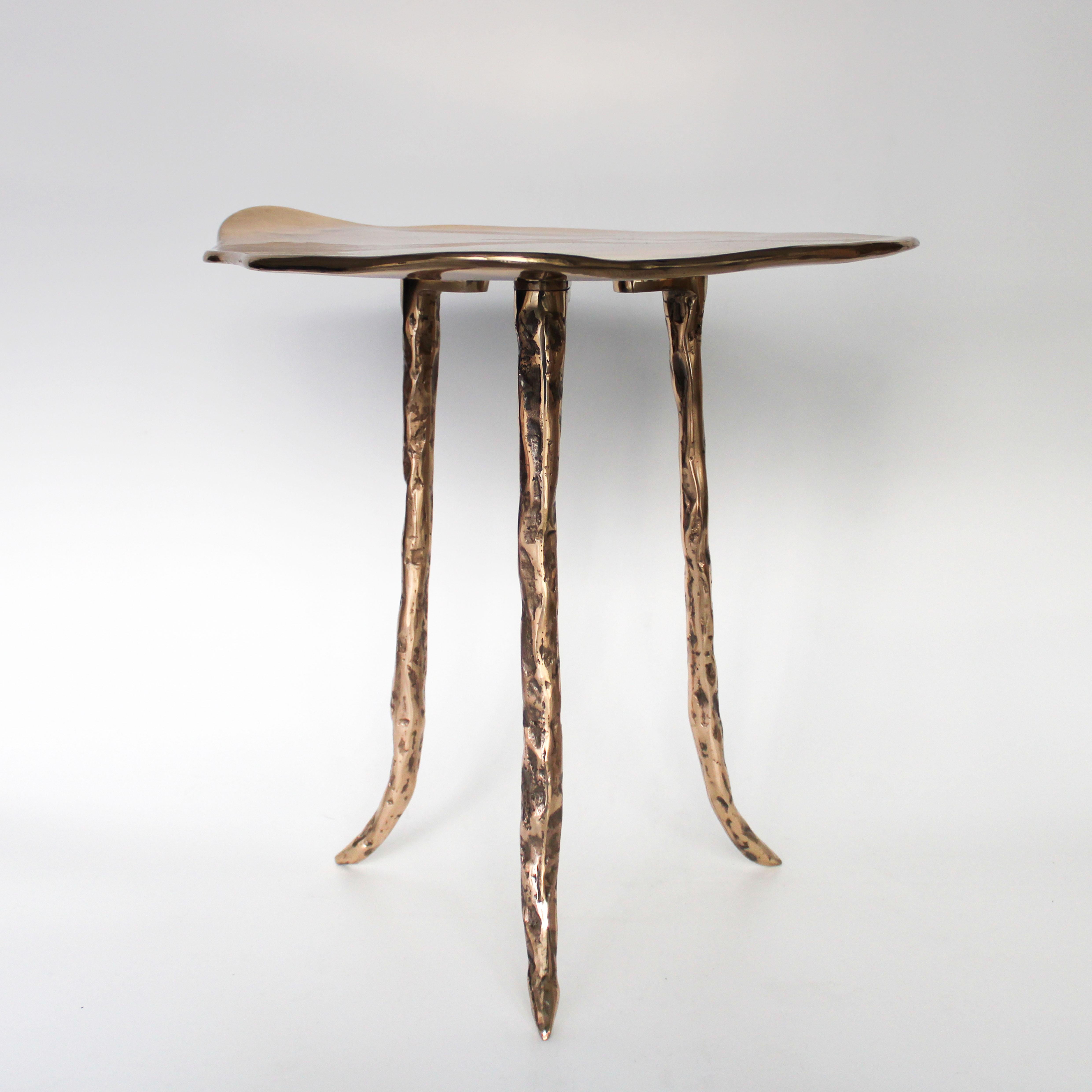 Onda Cast Bronze Side Table by Studio Sunt For Sale 5
