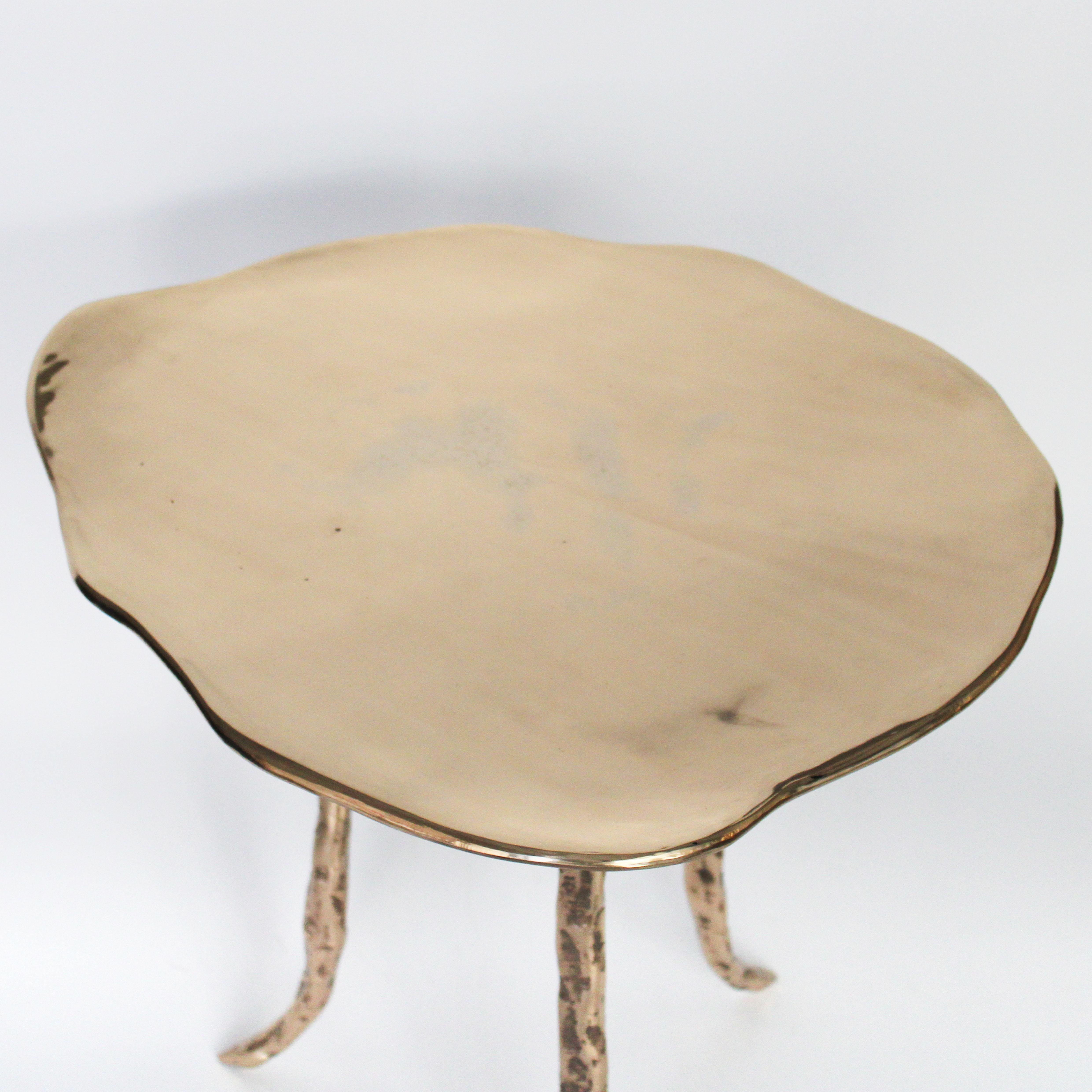 Onda Cast Bronze Side Table by Studio Sunt For Sale 1
