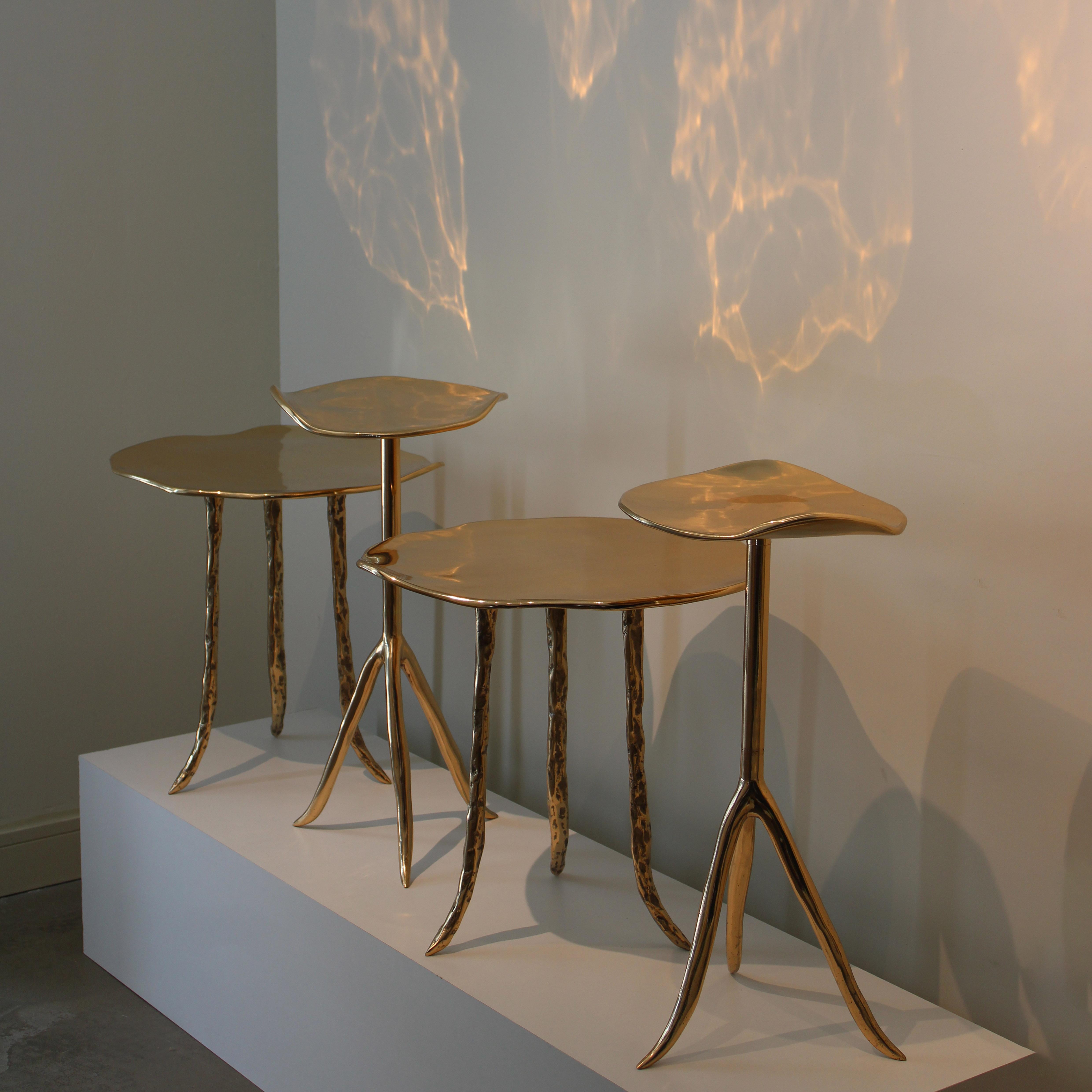 Onda Cast Bronze Side Table Set of 2 by Studio Sunt For Sale 12