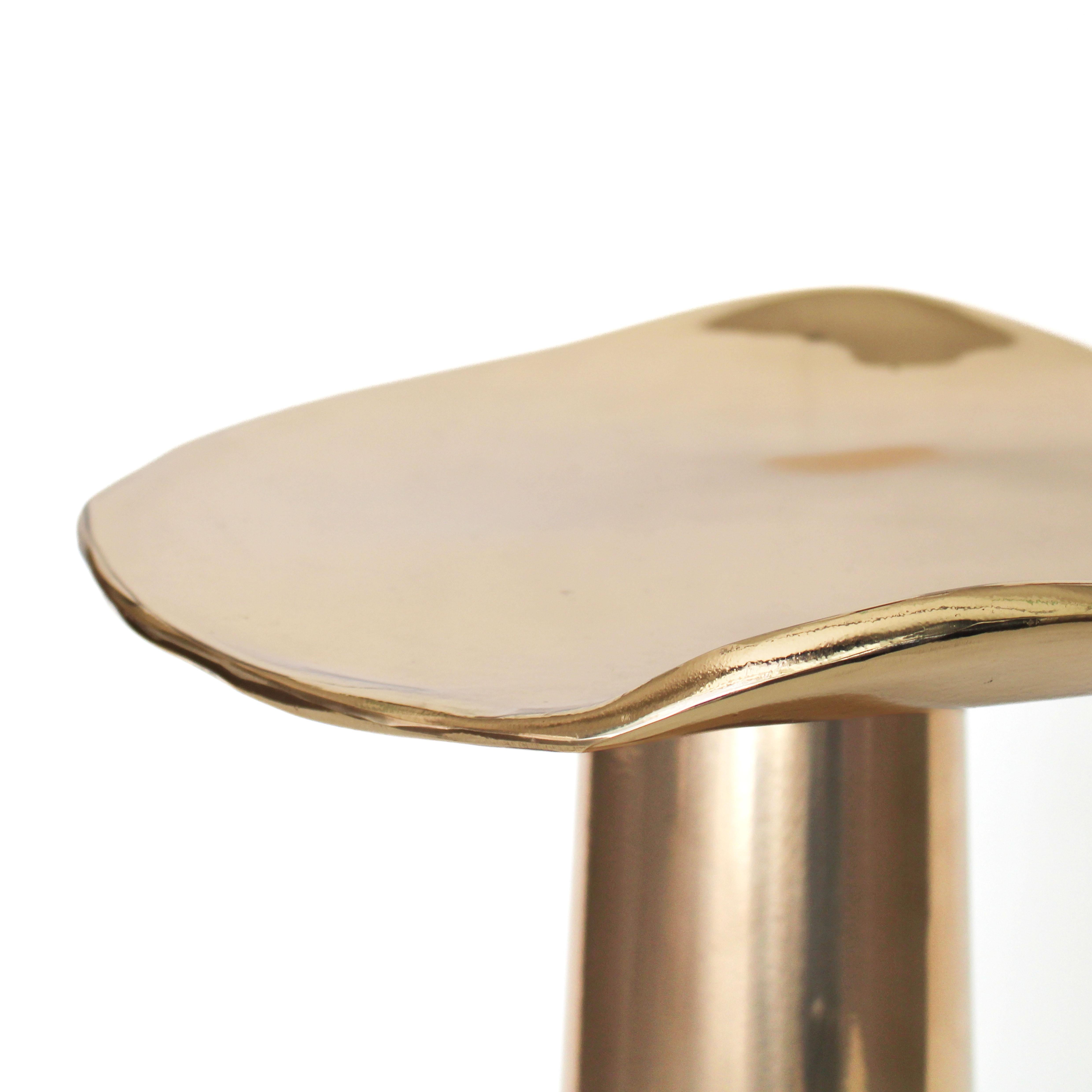 Onda, Kegel-Beistelltisch aus Bronzeguss von Studio Sunt im Angebot 2