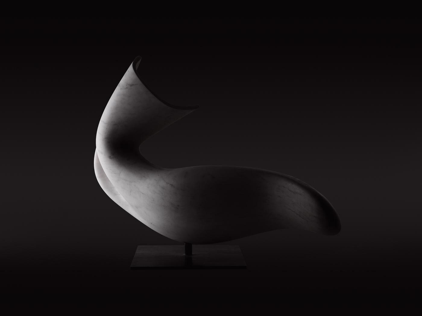italien Sculpture féminine Onda de Kreoo en vente