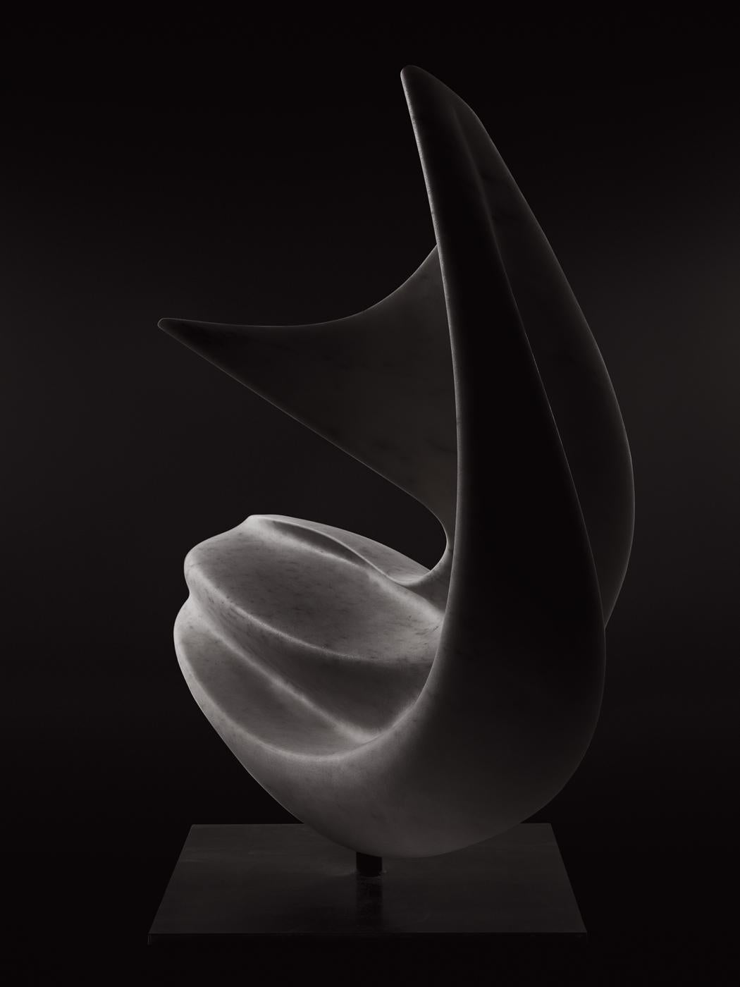 Autre Sculpture féminine Onda de Kreoo en vente