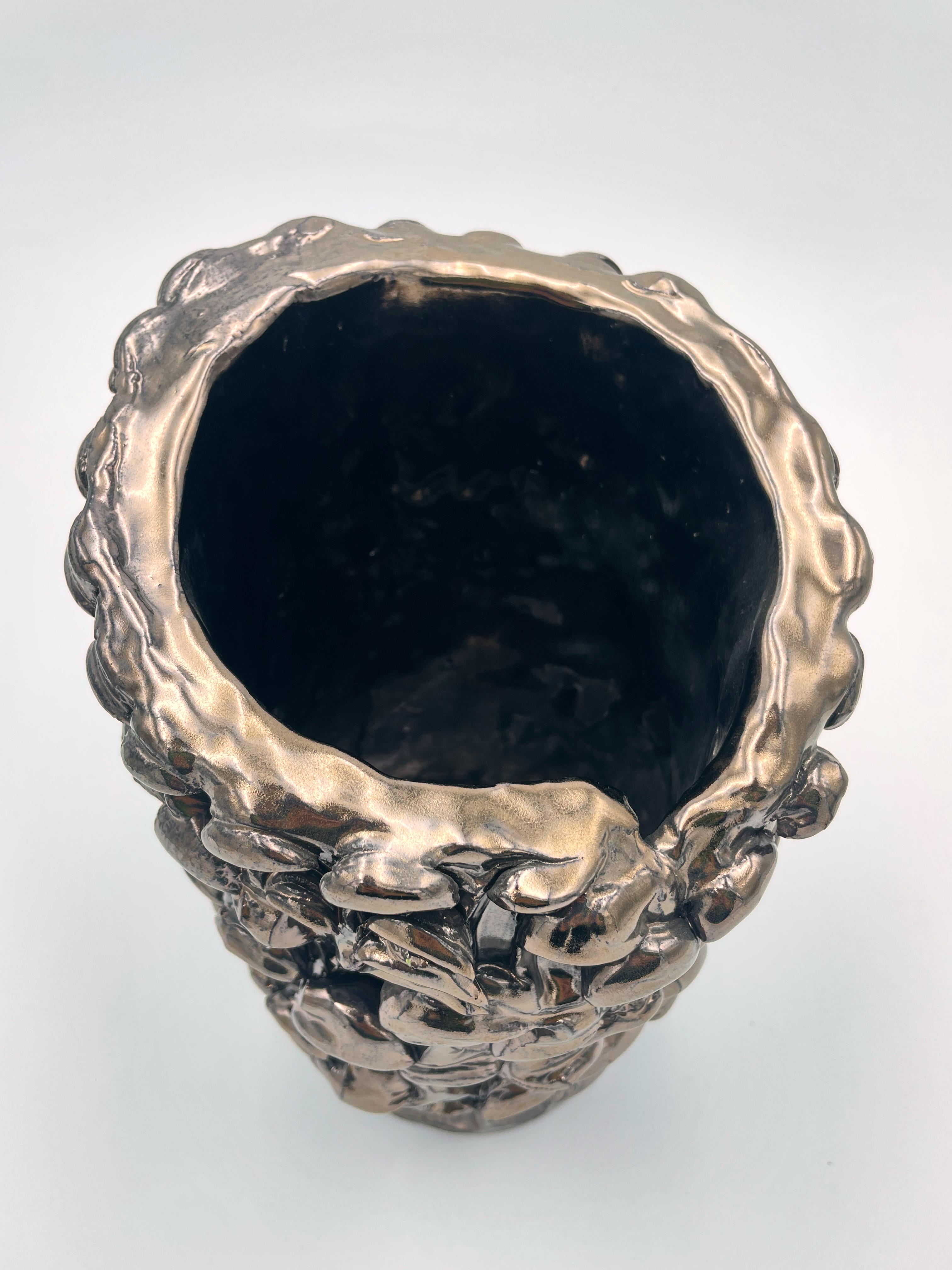 Contemporary Onda Vase, in Metallic Platinum 01 For Sale