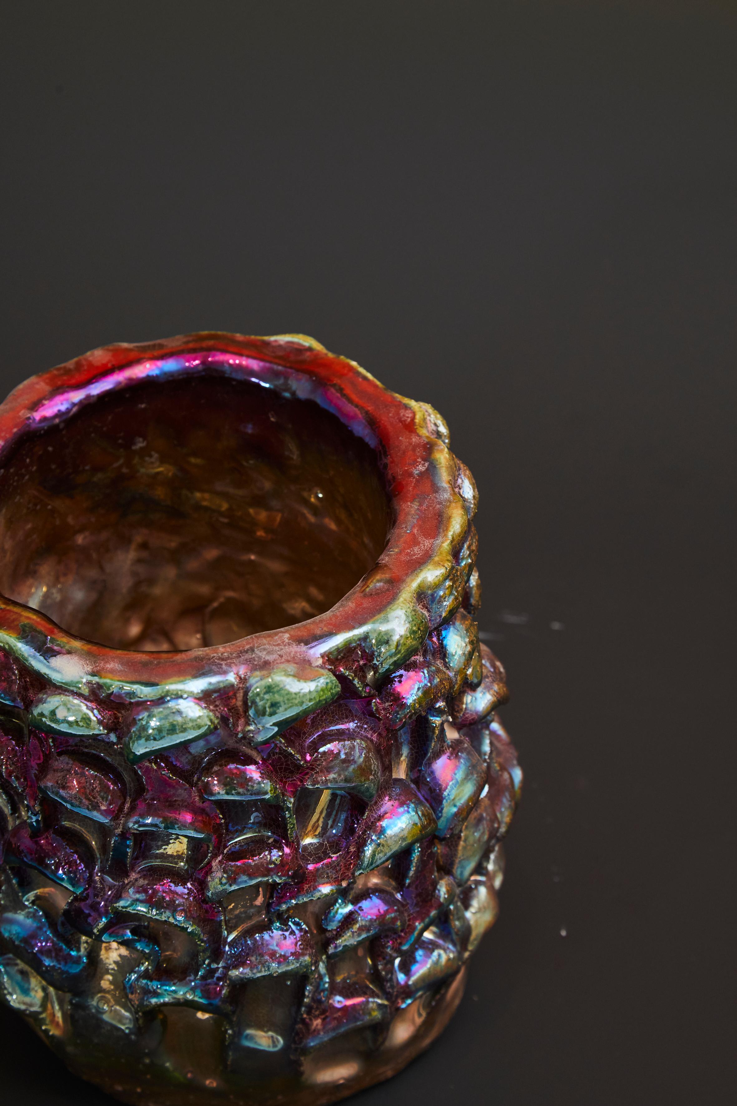 Onda Vase, Iridescent Metallic Raku N. 02 For Sale 3