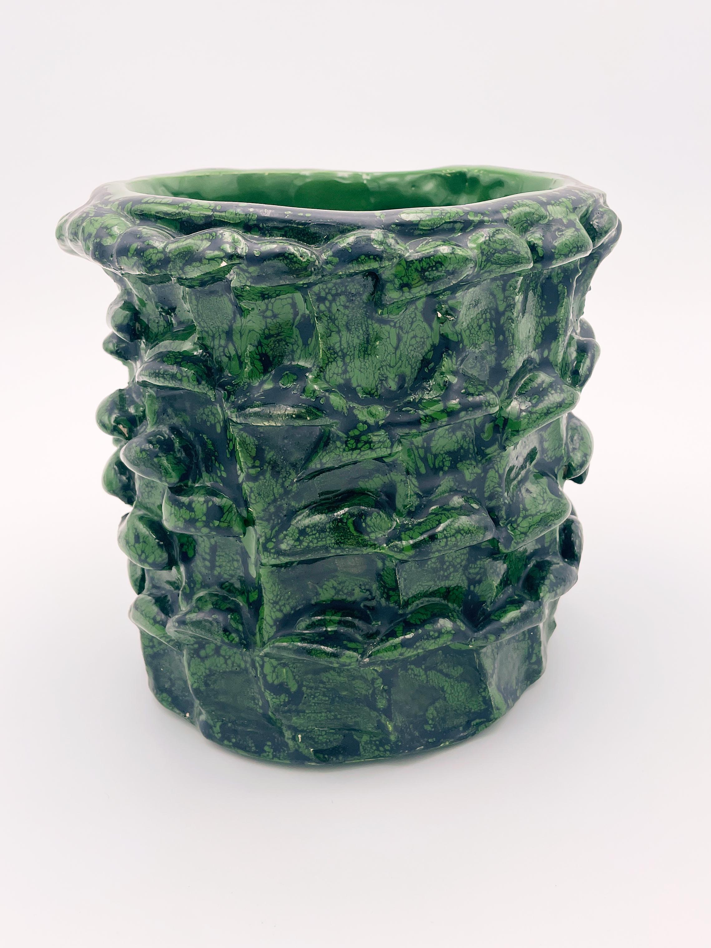 Ceramic Onda Vase, Pine Green and Matte Black 01 For Sale