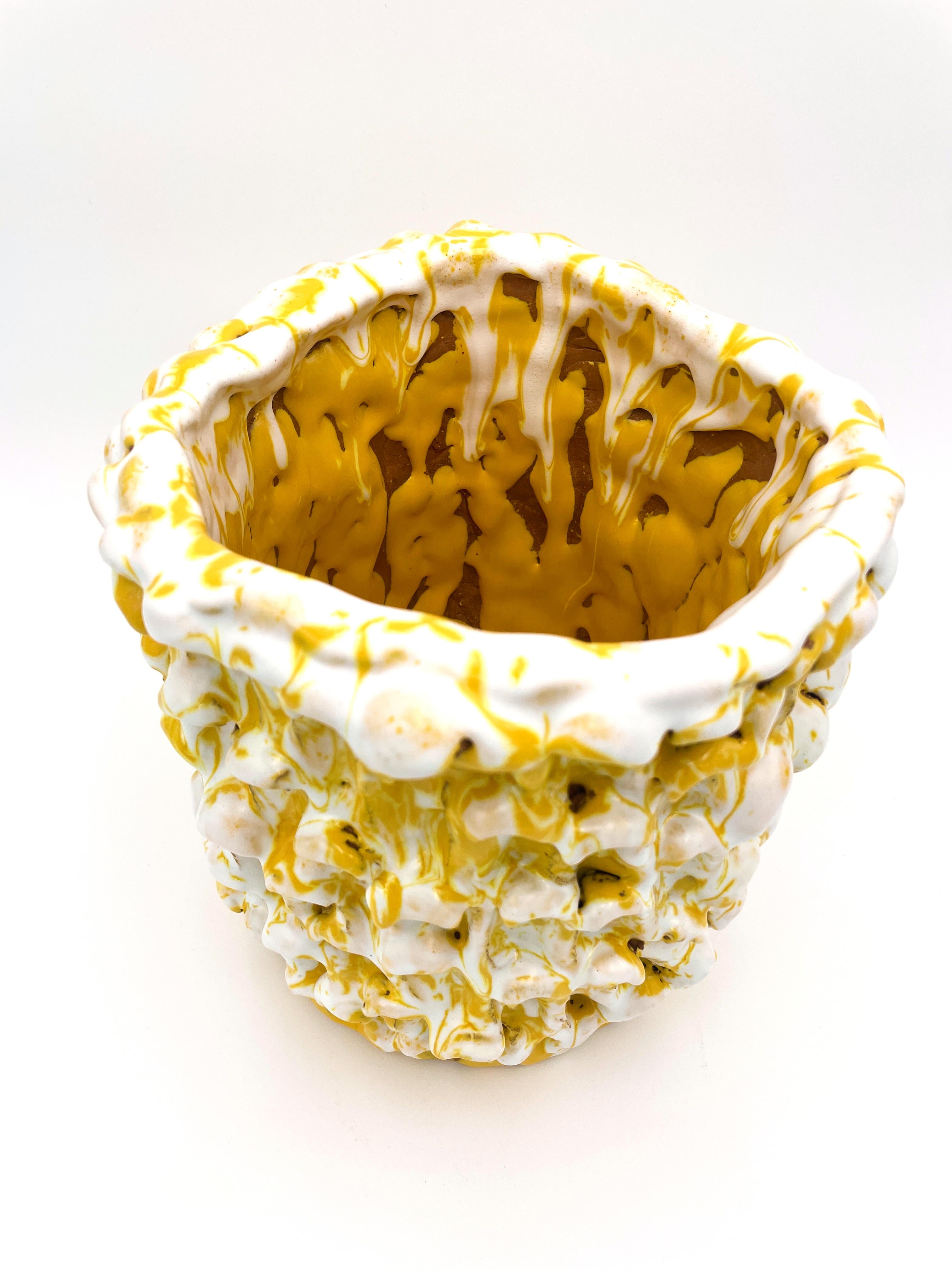 Contemporary Onda Vase, Sunflower Yellow and Matte White 01 For Sale