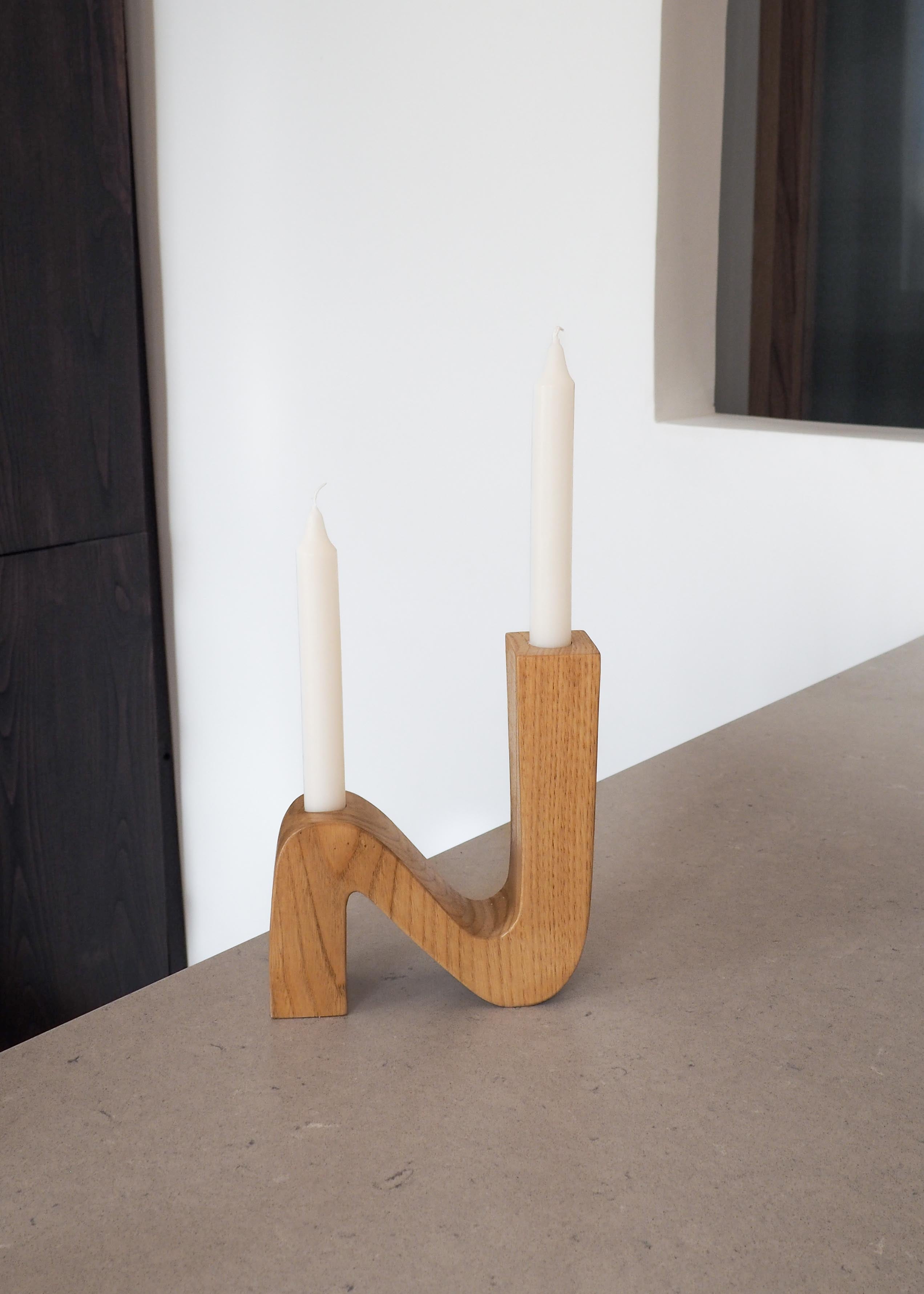 This Onde candlestick was handcrafted in the south of France. In chestnut, it has two places for candles. A matte varnish has been applied to protect the wood without detracting too much from its natural appearance.

Wood : Chestnut
Dimensions: 18 x