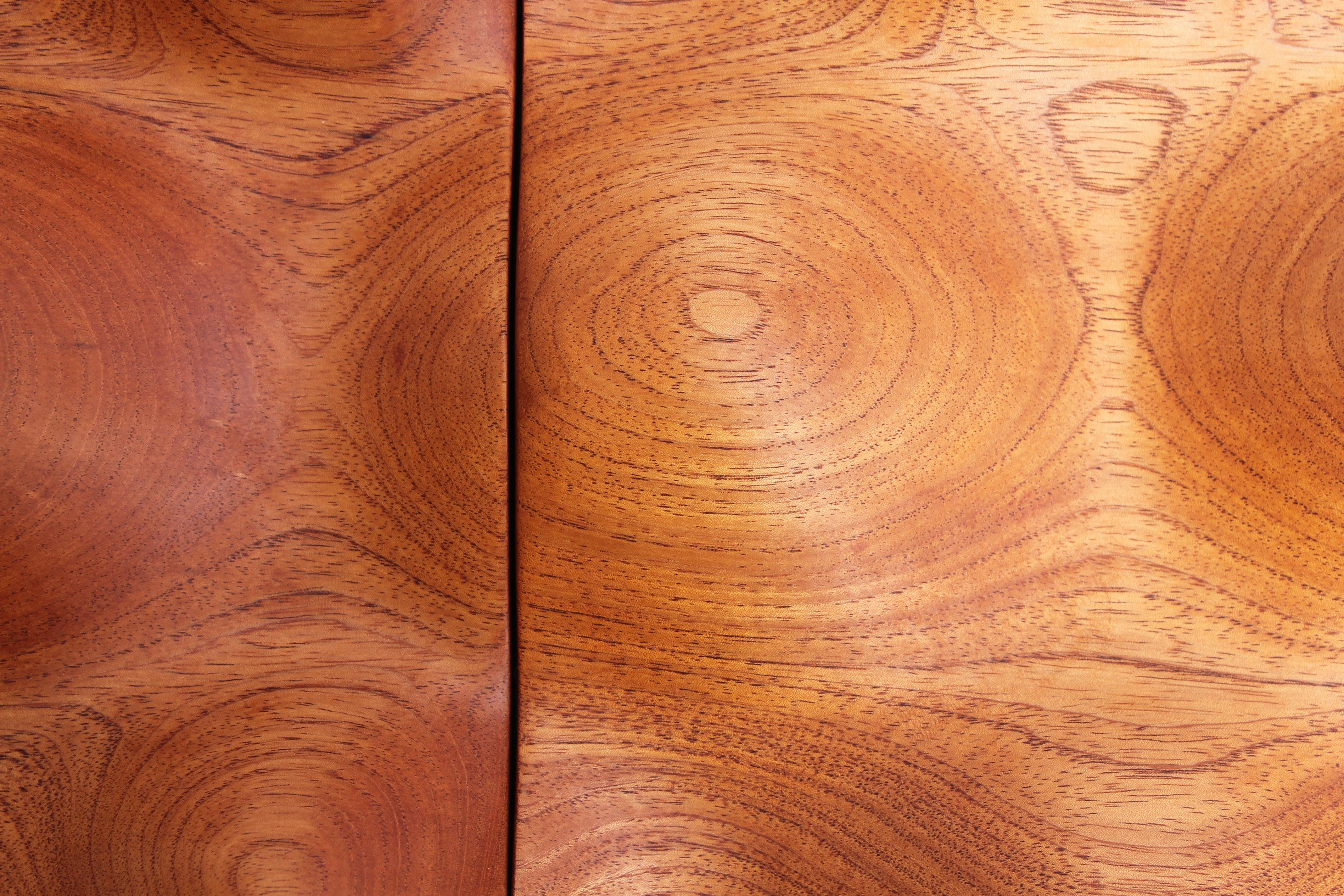 Brazilian Ondear wood centerpiece (pink cedar wood) For Sale