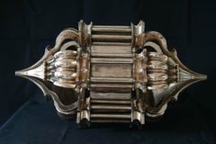 Barok by Ondřej Oliva - Figurative bronze sculpture, mysterious form, golden