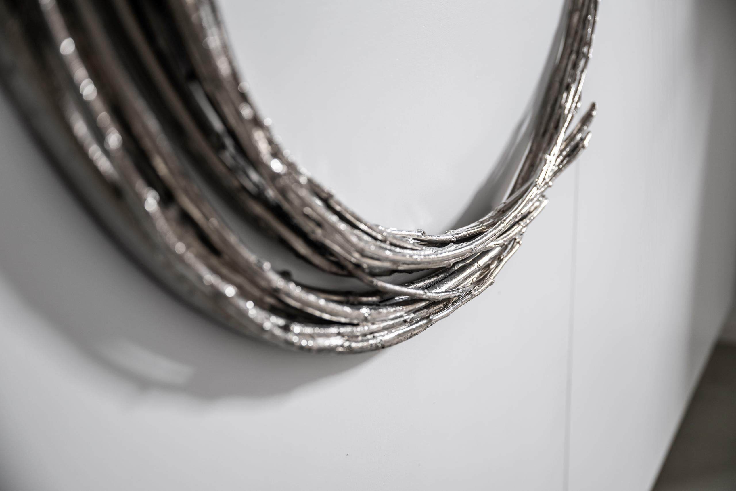 eternAL I de Ondřej Oliva - Grande sculpture en aluminium, contrastes, figuratif en vente 7