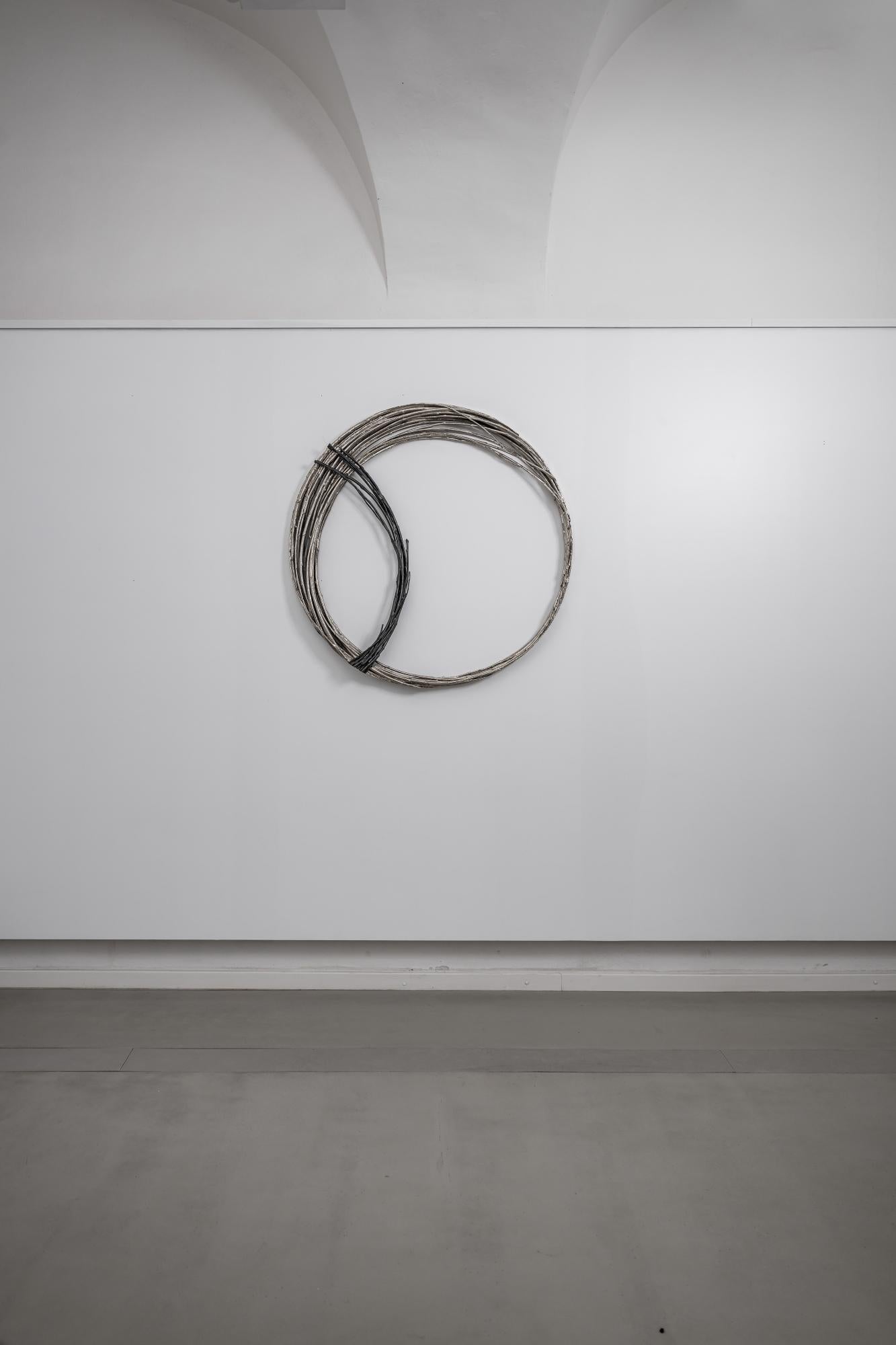 eternAL II by Ondřej Oliva - Large aluminium sculpture, contrasts, figurative For Sale 1