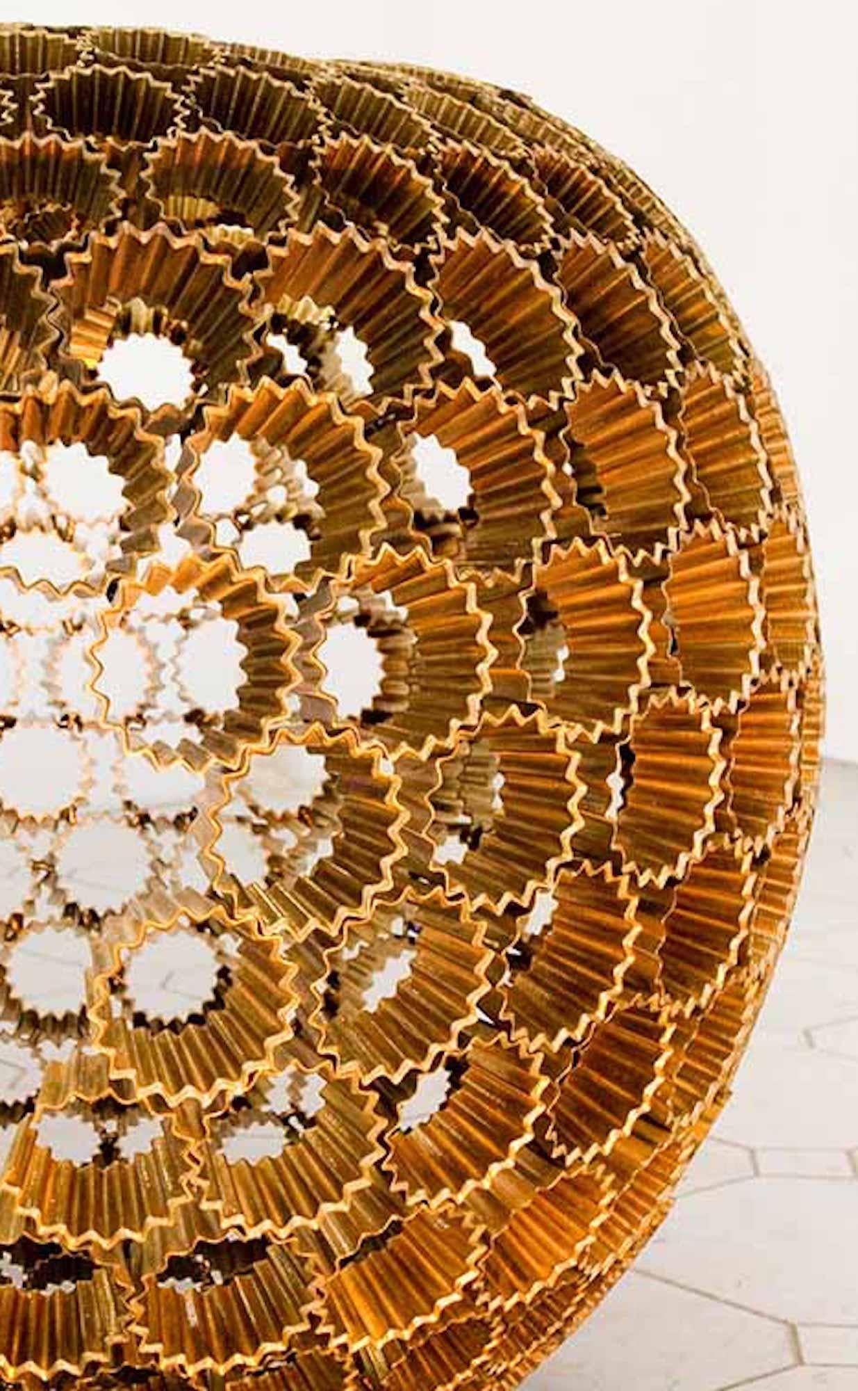 Forbidden Fruit II by Ondřej Oliva - Large bronze sculpture, apple form, golden in vendita 4