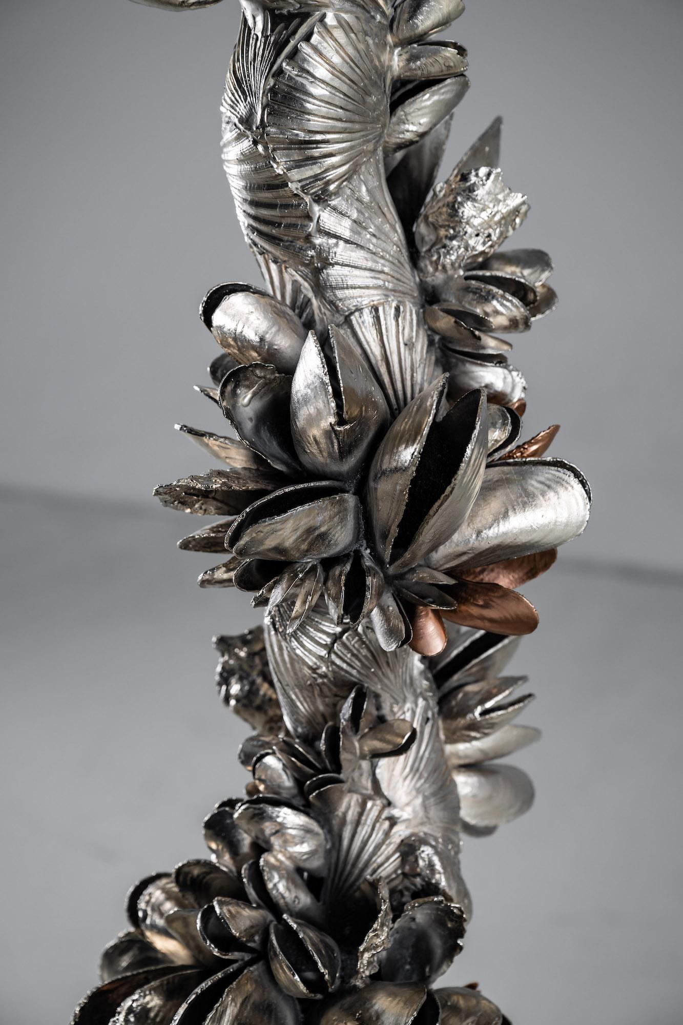 Instant Moules II by Ondřej Oliva - Large sculpture, column totem, mollusc shell For Sale 3