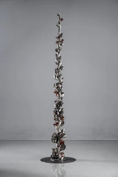 Instant Moules II by Ondřej Oliva - Large sculpture, column totem, mollusc shell