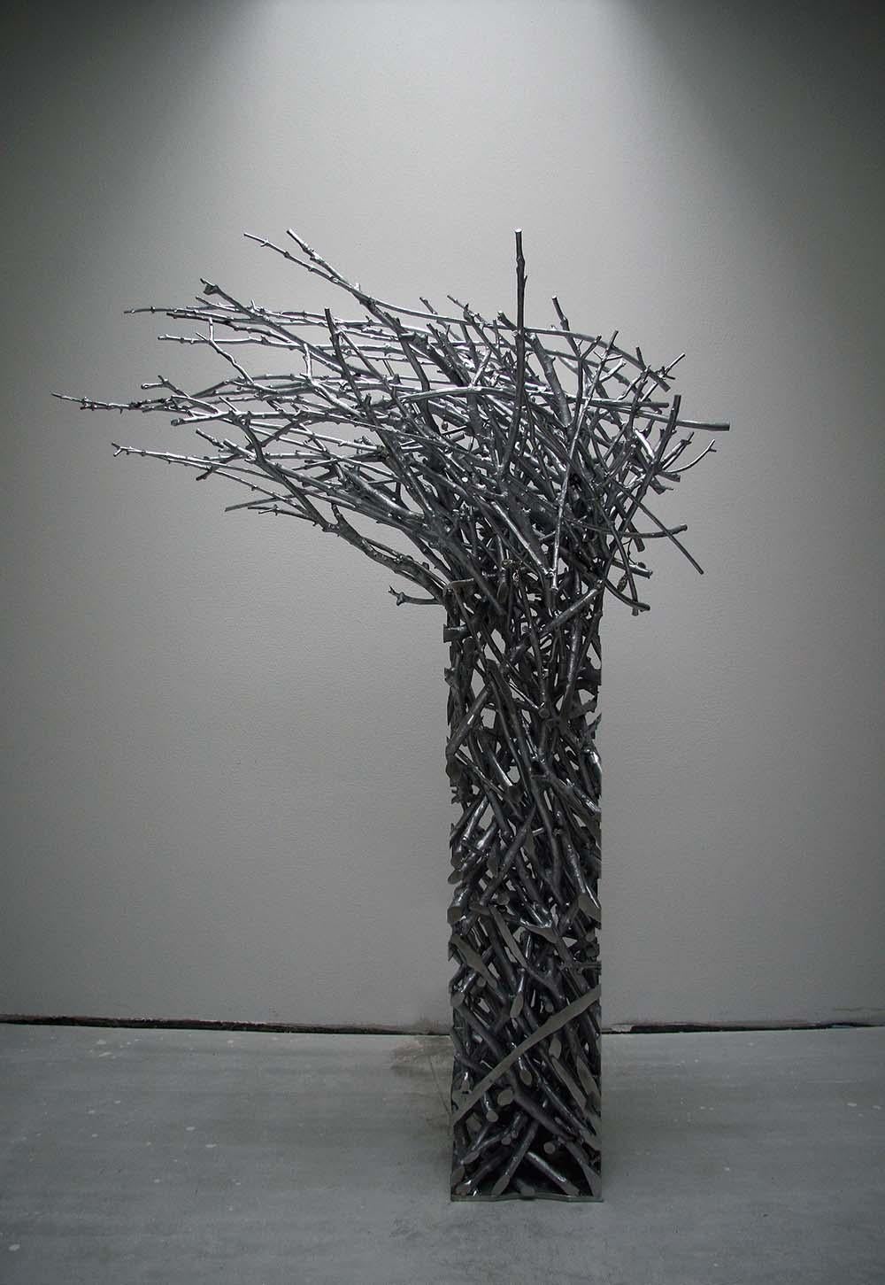 Instant Tree Burja by Ondřej Oliva - Large metal sculpture, geometric tree For Sale 1