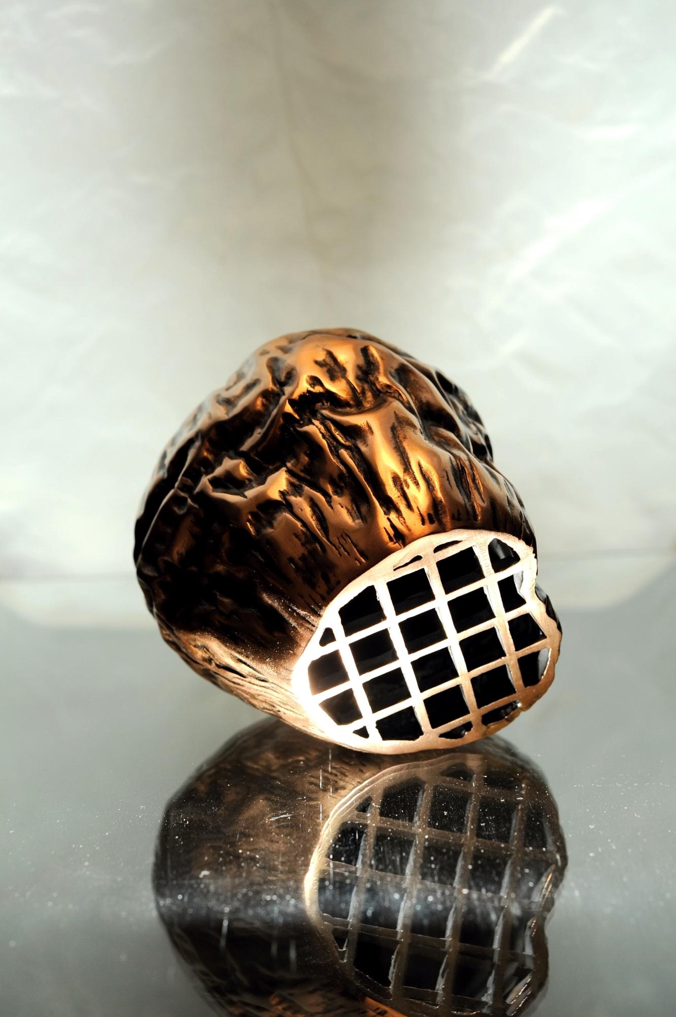 NUTS by Ondřej Oliva - Sculpture figurative en bronze, fruits en vente 6