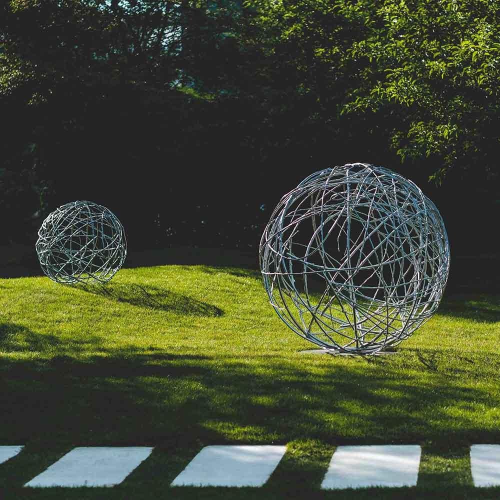 Urbantree I, II e III di Ondřej Oliva - installazione di 3 sculture in alluminio in vendita 5