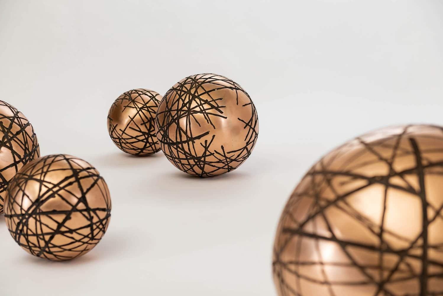 URBANTREE NEGATIVE II by Ondřej Oliva - Bronze sculpture, geometric tree, golden For Sale 2