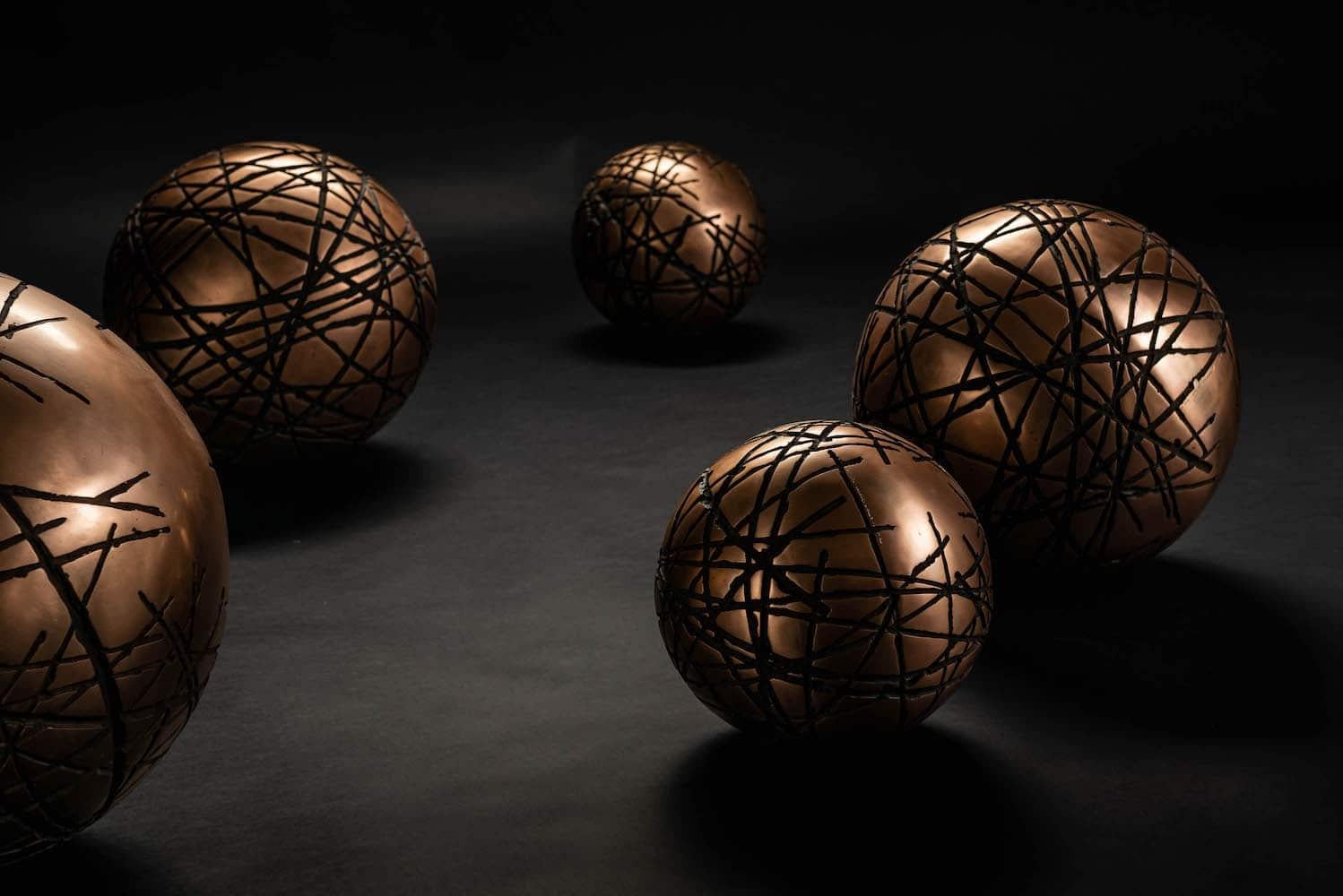 URBANTREE NEGATIVE II by Ondřej Oliva - Bronze sculpture, geometric tree, golden For Sale 3