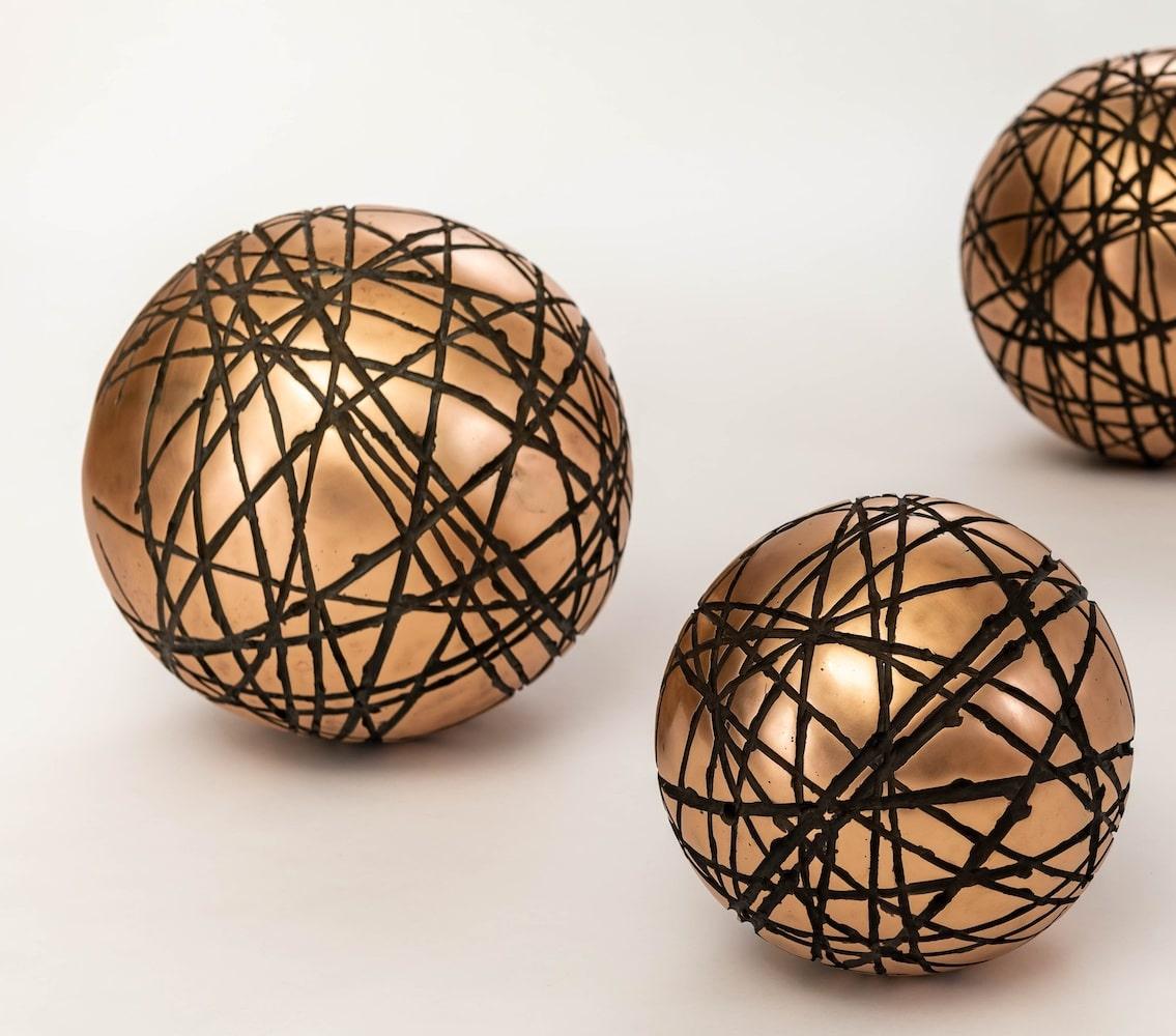 URBANTREE NEGATIVE II by Ondřej Oliva - Bronze sculpture, geometric tree, golden