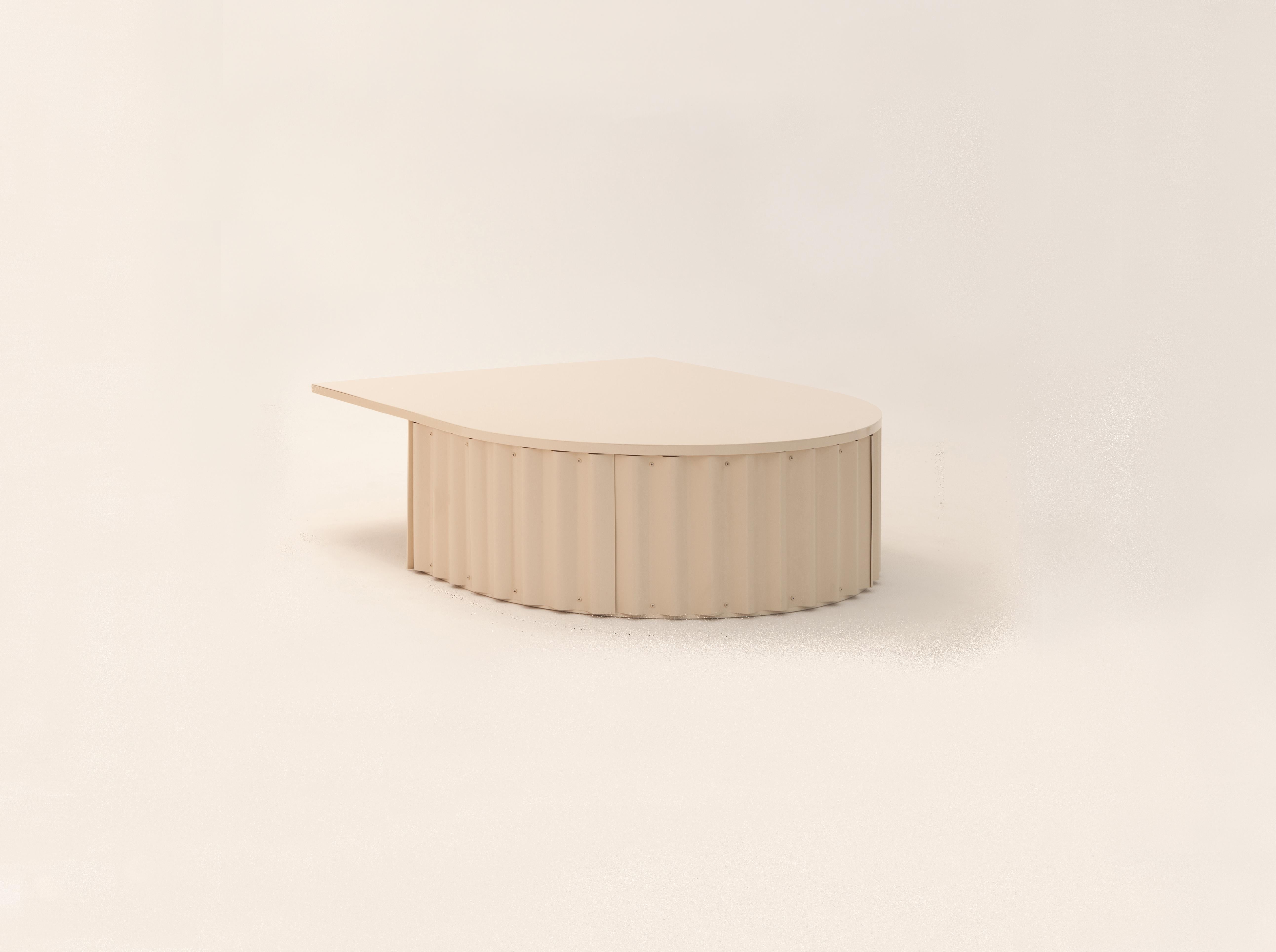 Ondula Clothes Stand and Coffee Table by Flatwig Studio In New Condition In Geneve, CH