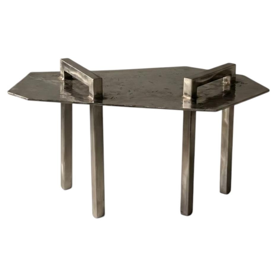 Table basse Ondulae en acier inoxydable par Metalmorphosis Studio