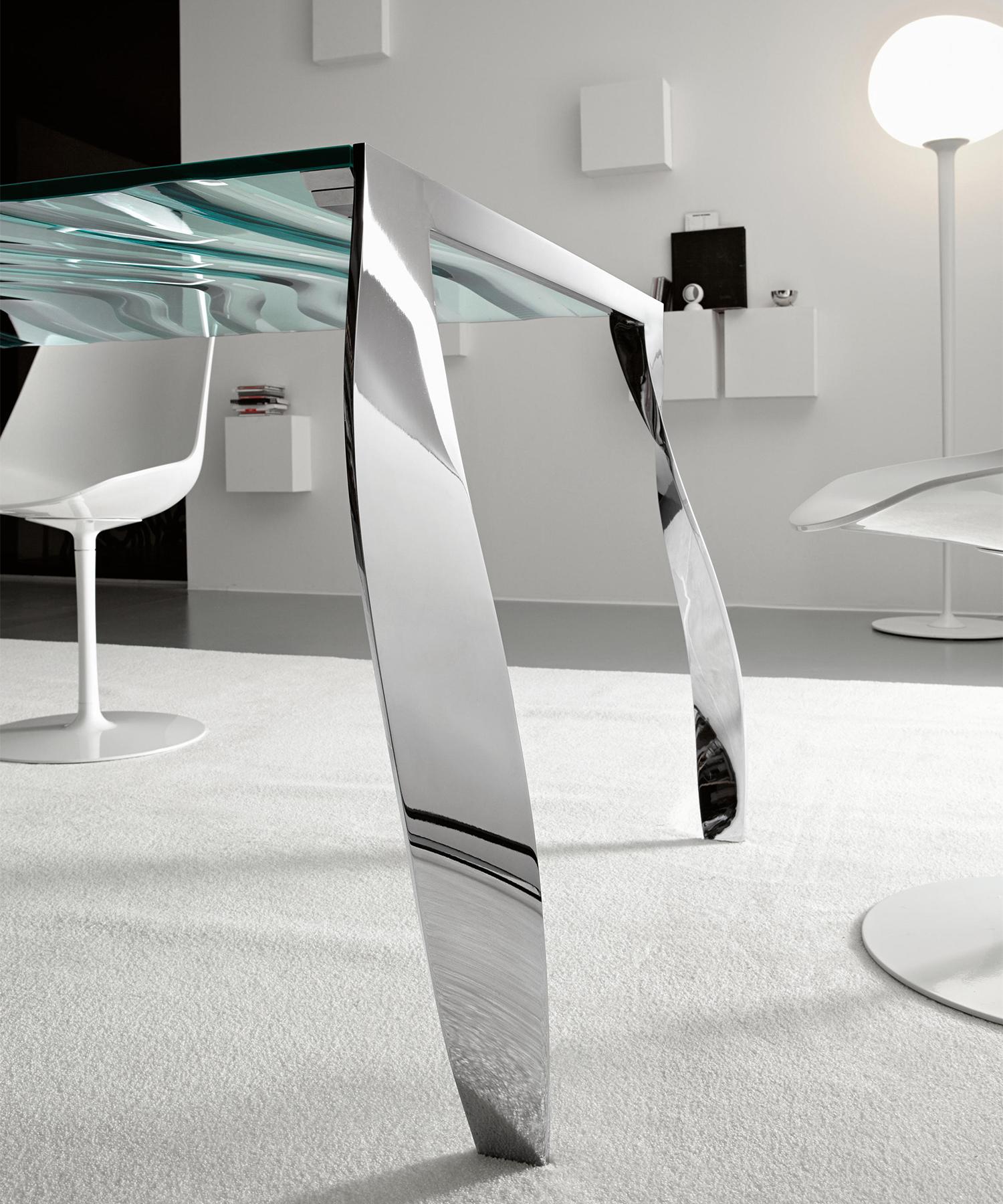 Ondulate Glass Dining Table For Sale 1