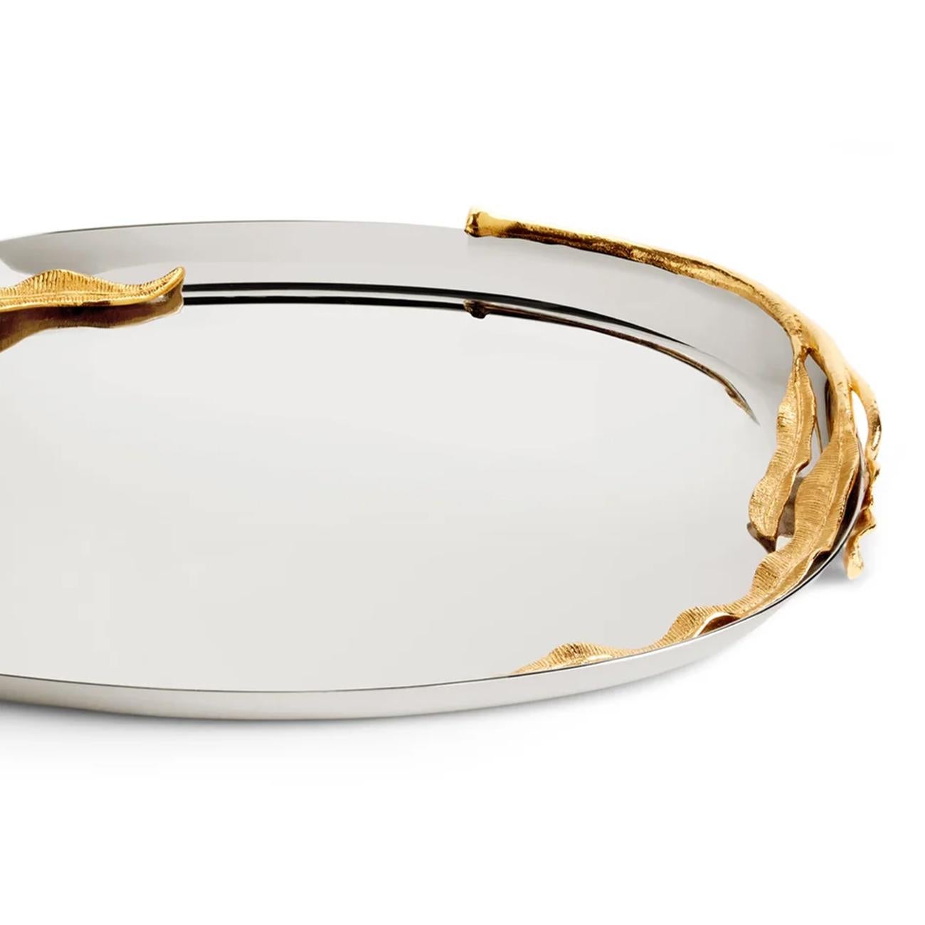 Hand-Crafted Ondulated Leaves Medium Tray For Sale