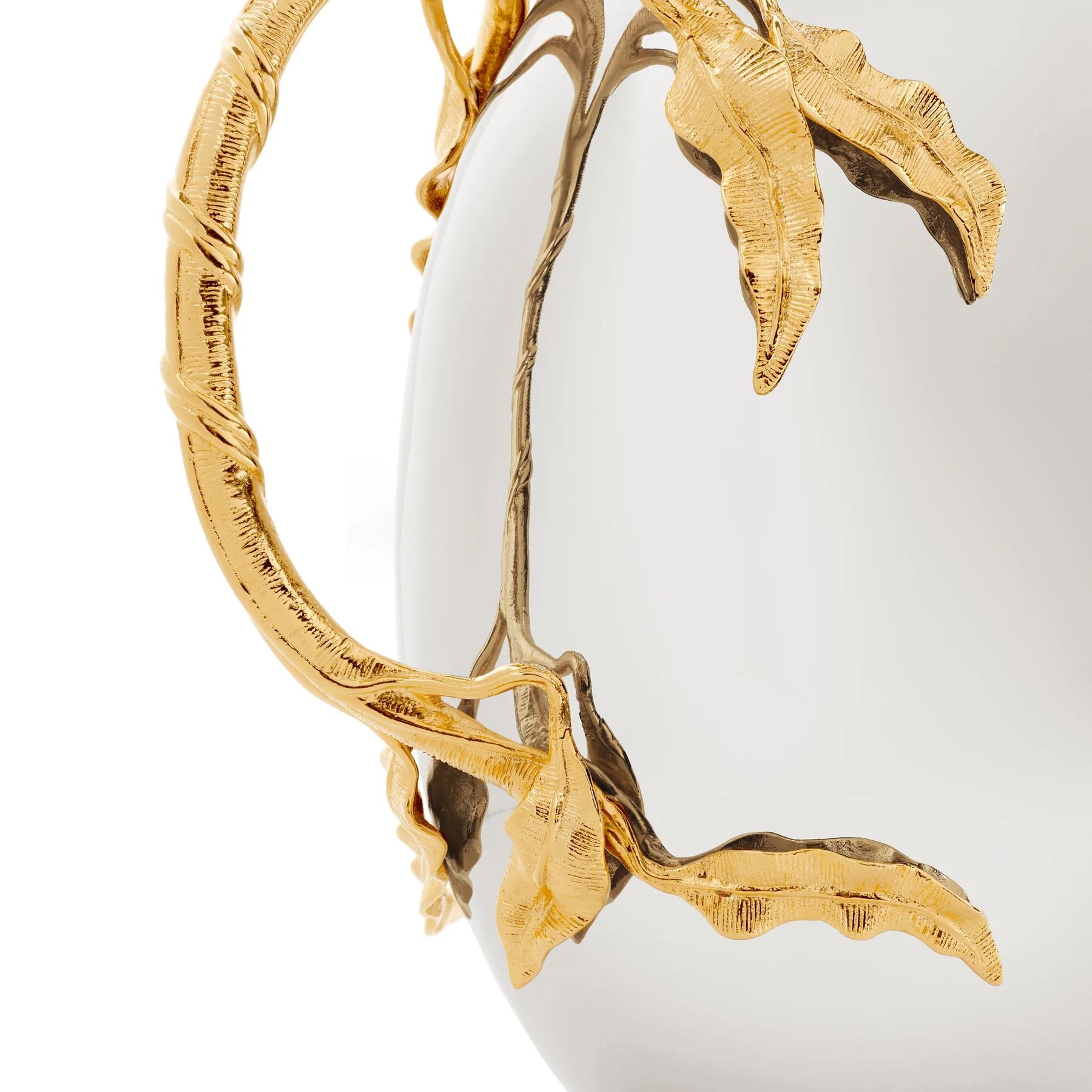 Ondulated Leaves Pitcher In New Condition For Sale In Paris, FR