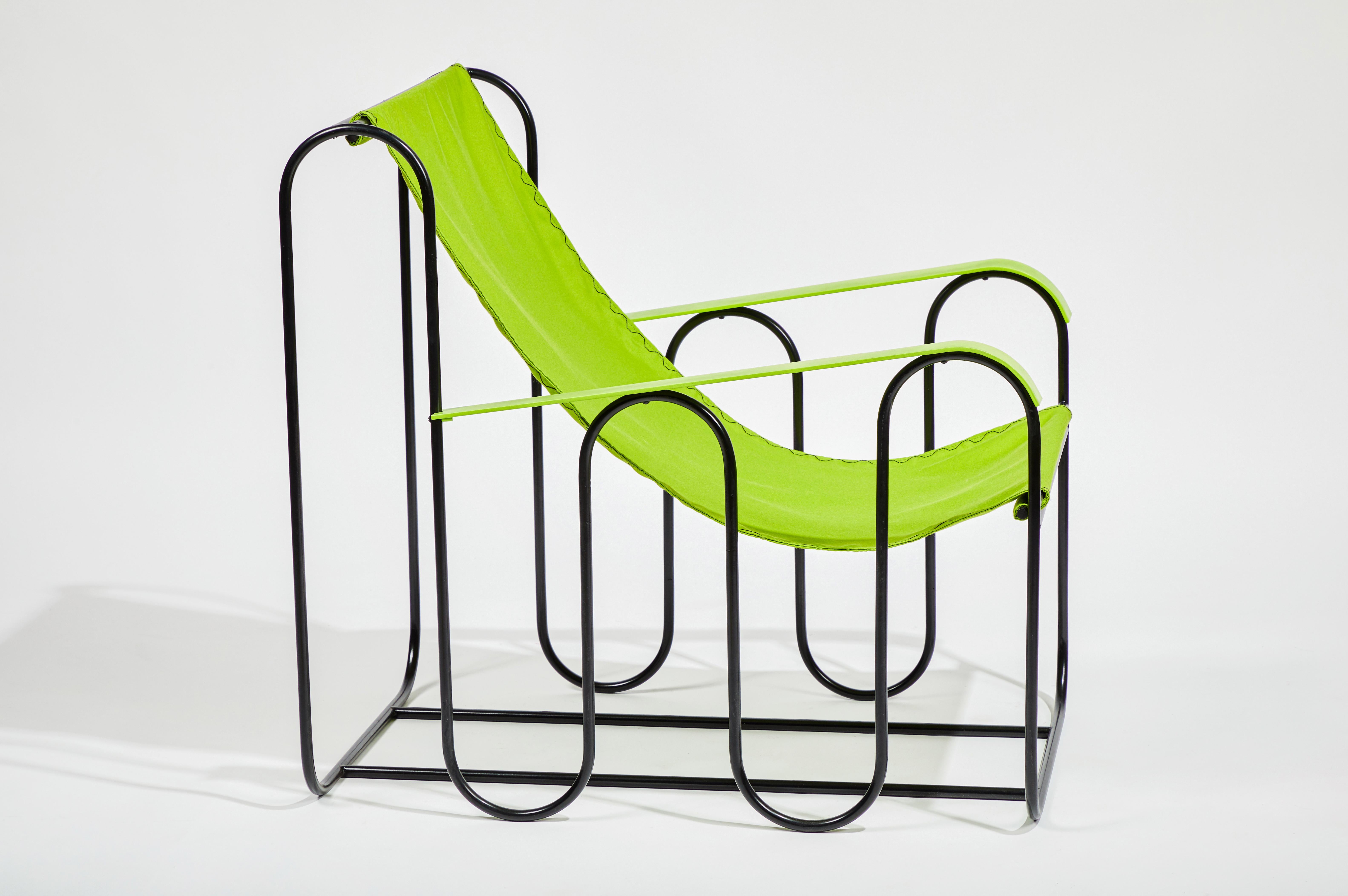 Sessel 'Ondulation' im Stil von Jean Royère. Handgefertigt in Los Angeles in der Werkstatt des bekannten französischen Designers und Antiquitätenhändlers Denis de le Mesiere, der das Werk von Jean Royère mit akribischer Liebe zum Detail und mit