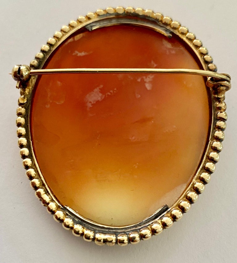 One '1' 14K Yellow Godl Brooch Set with One Oval Cameo, Natural Mother ...