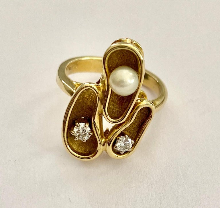 Brilliant Cut One '1' 14 Karat Yellow Gold Ring, 2 Diamonds and 1 Cultured Pearl, Germany 1960 For Sale