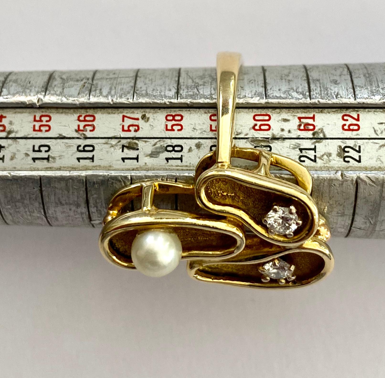 Women's One '1' 14 Karat Yellow Gold Ring, 2 Diamonds and 1 Cultured Pearl, Germany 1960