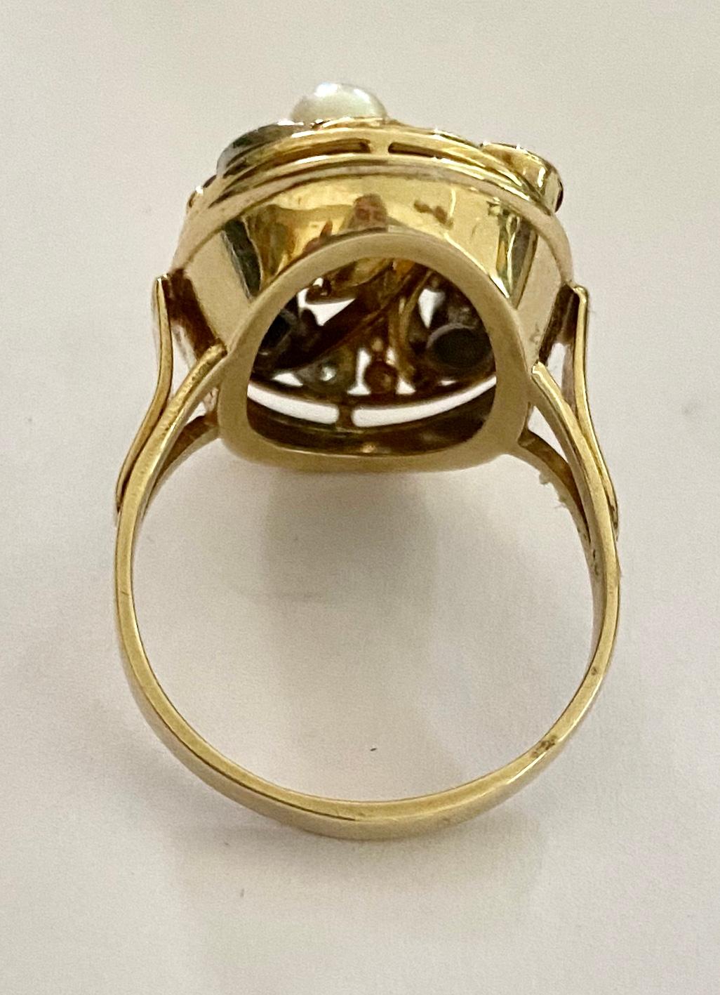 One '1' 14K Yellow/White Gold Cocktail Ring, Set with Diamonds, Pearl and Ruby In Good Condition In Heerlen, NL