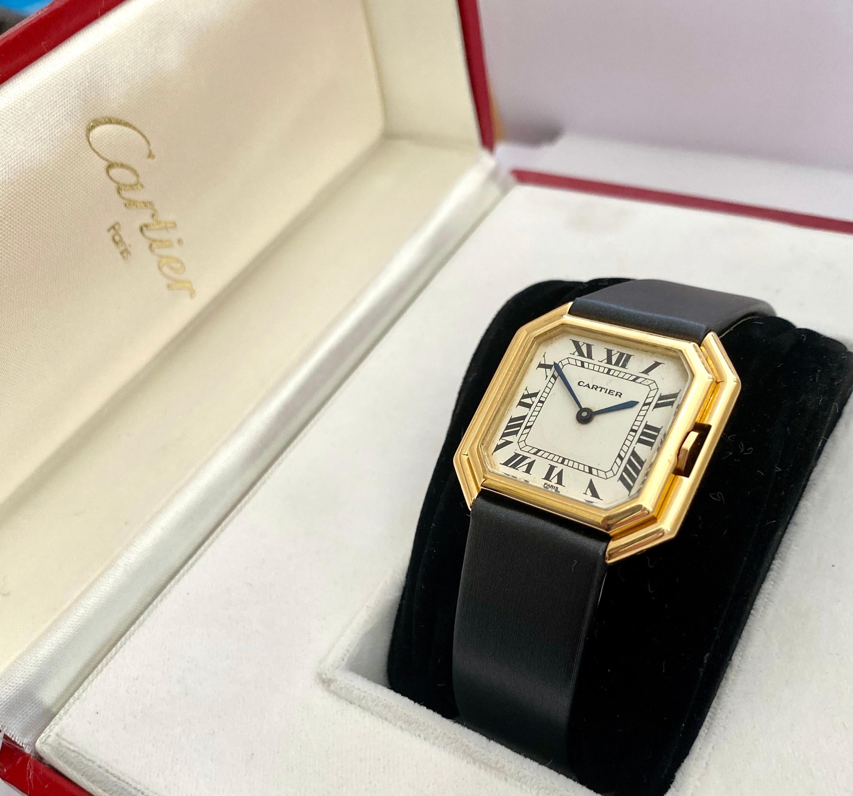 One '1' 18 Karat Yellow Gold Cartier Wristwatch Model Cienture Automatic, 1975 2