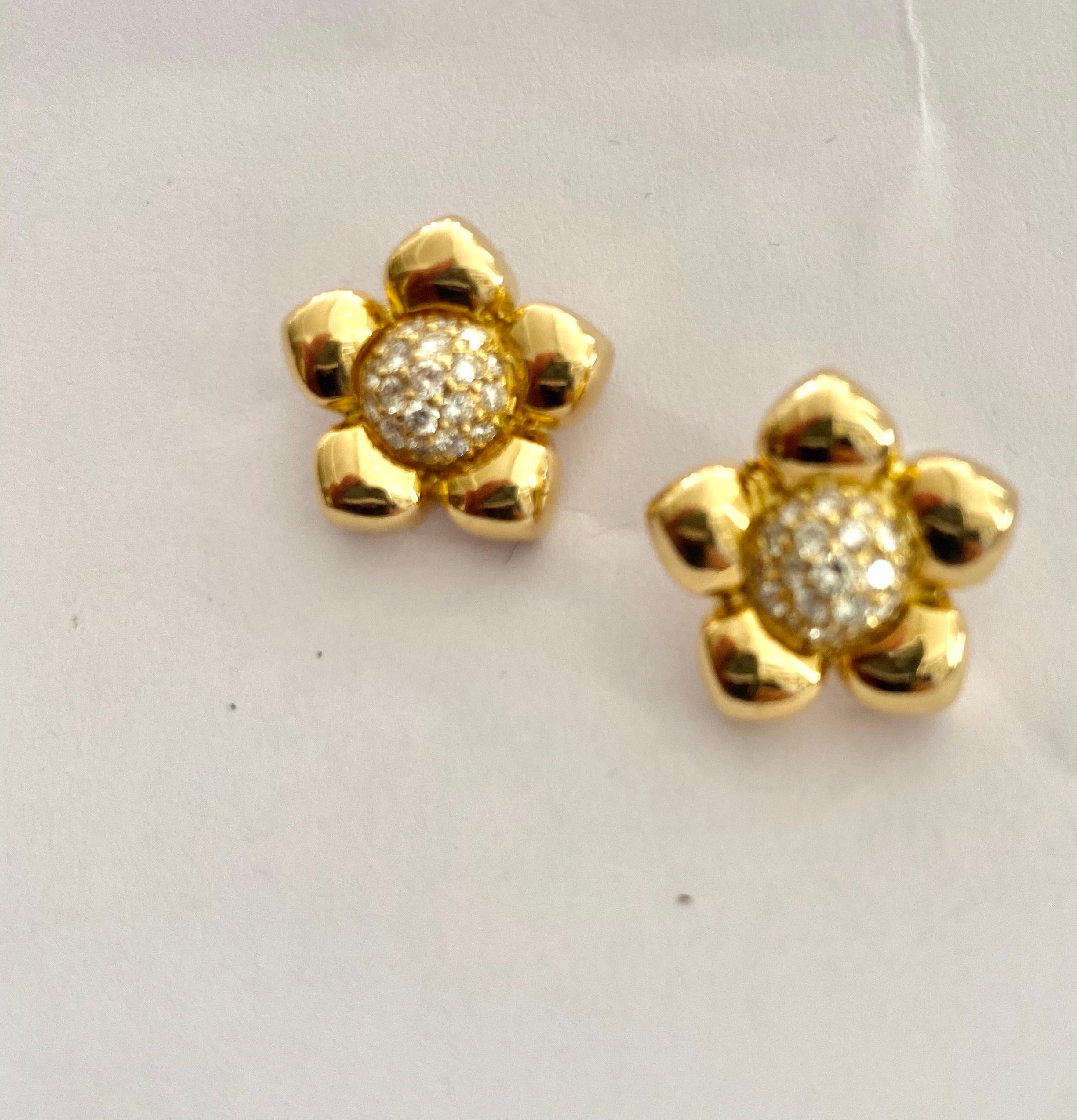 Brilliant Cut One '1' 18 Karat Yellow Gold Pair of Earrings, Set with 38 Diamonds, France 1970