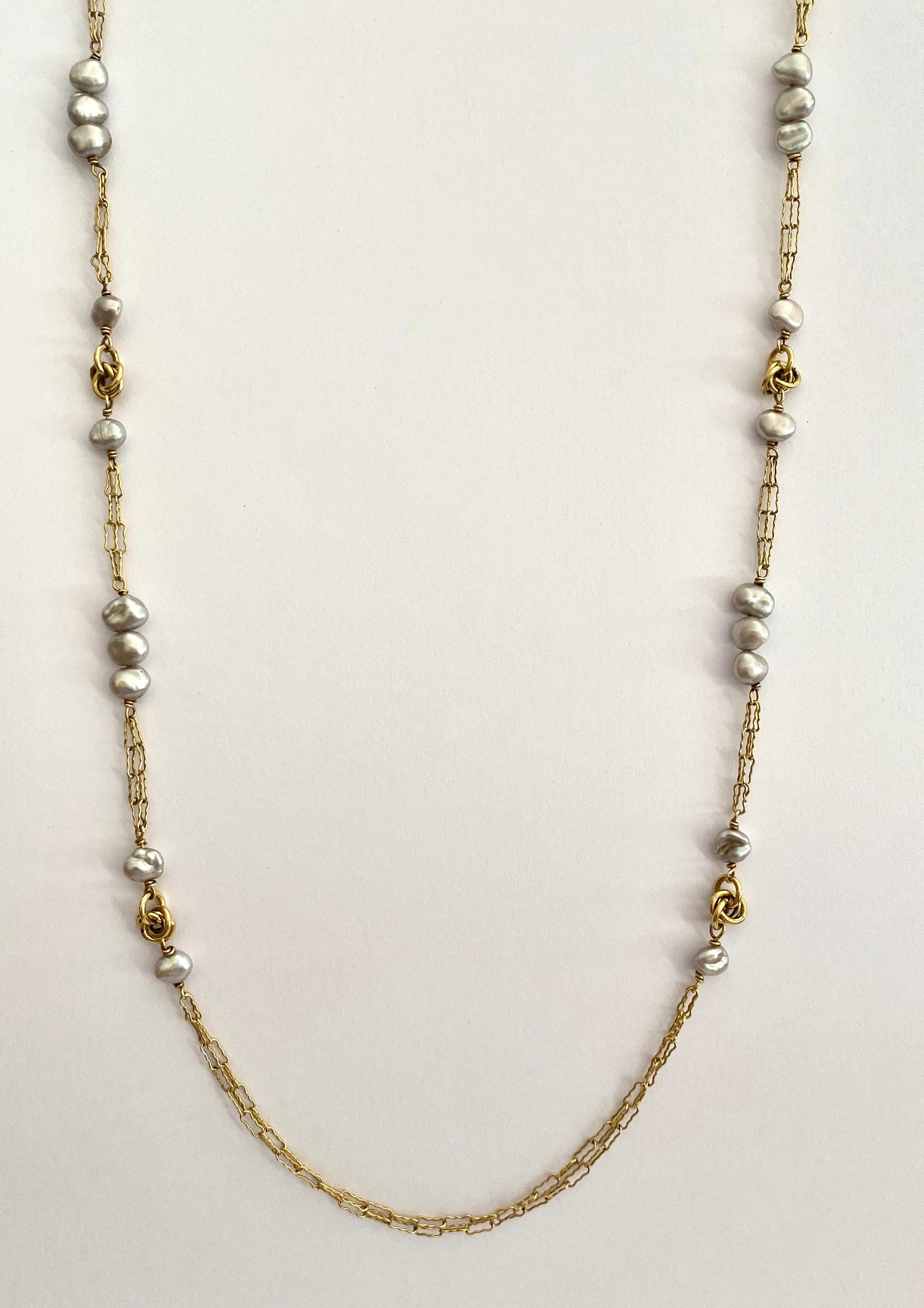 One (1) 18K. Yellow Gold long chain 90 cm.  