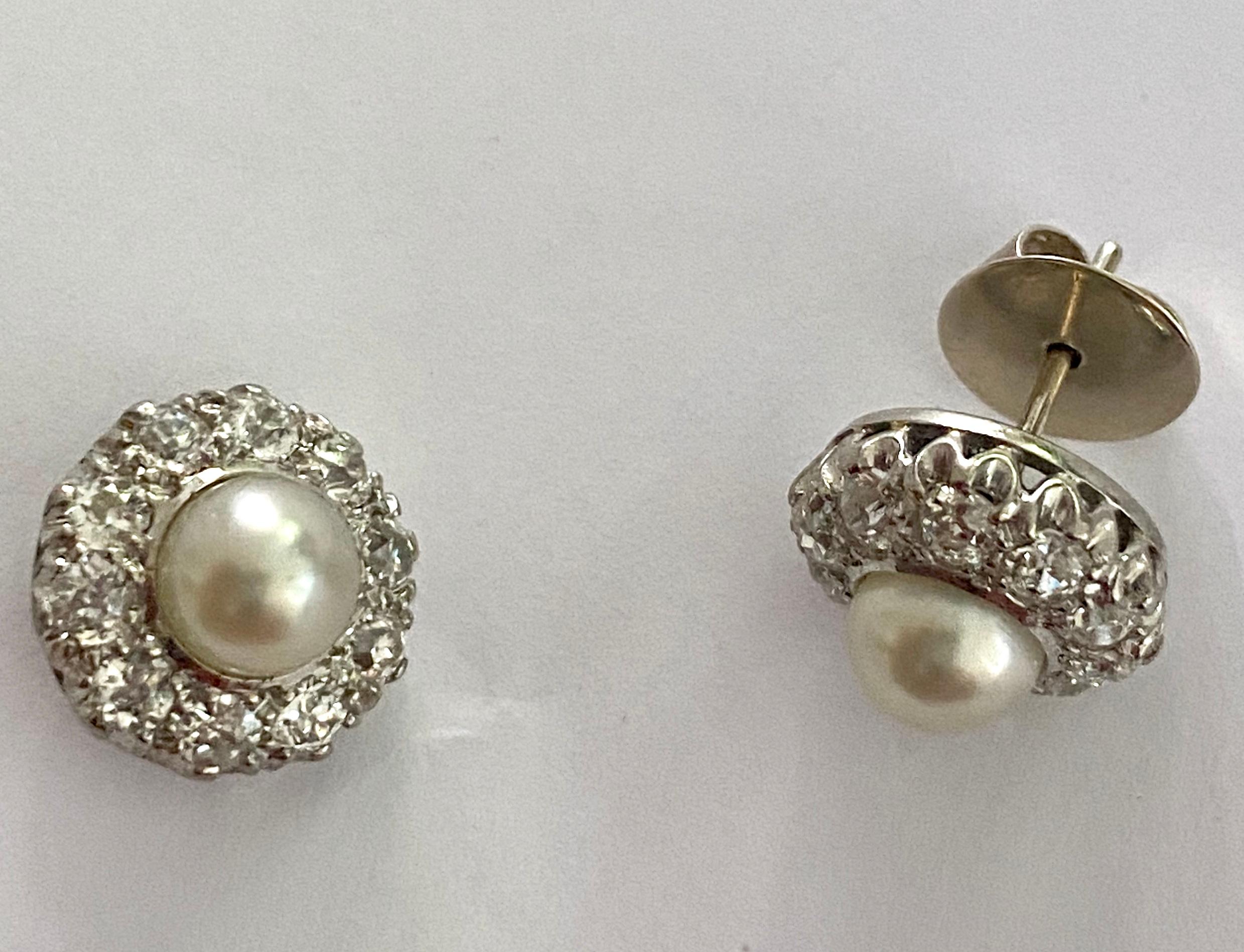 Edwardian One '1' Pair of 14 Karat White Gold Ear Rings, Round Cult Pearls and 20 Diamonds
