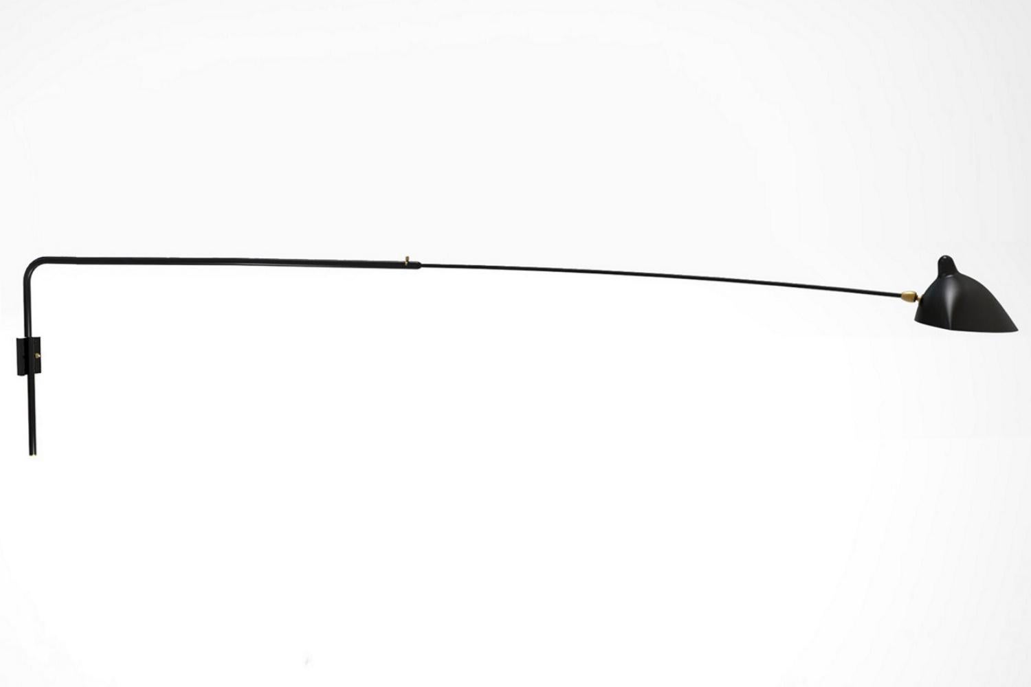 Français Serge Mouille - Applique tournante avec 1 bras long en noir - EN STOCK ! en vente