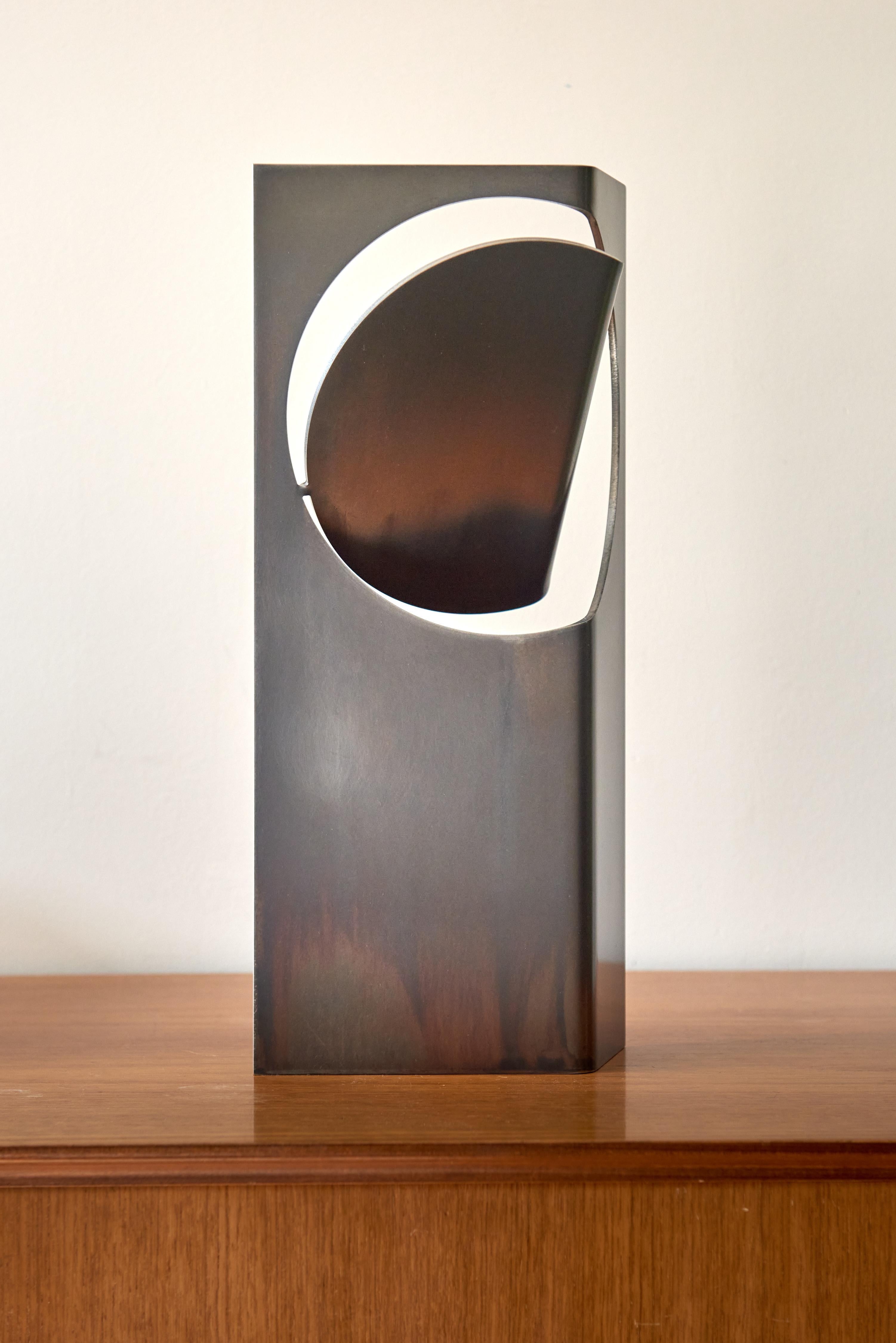 ONE ASYMMETRIC Table Light Stainless Steel Rich Black Patina by Frank Penders For Sale 6