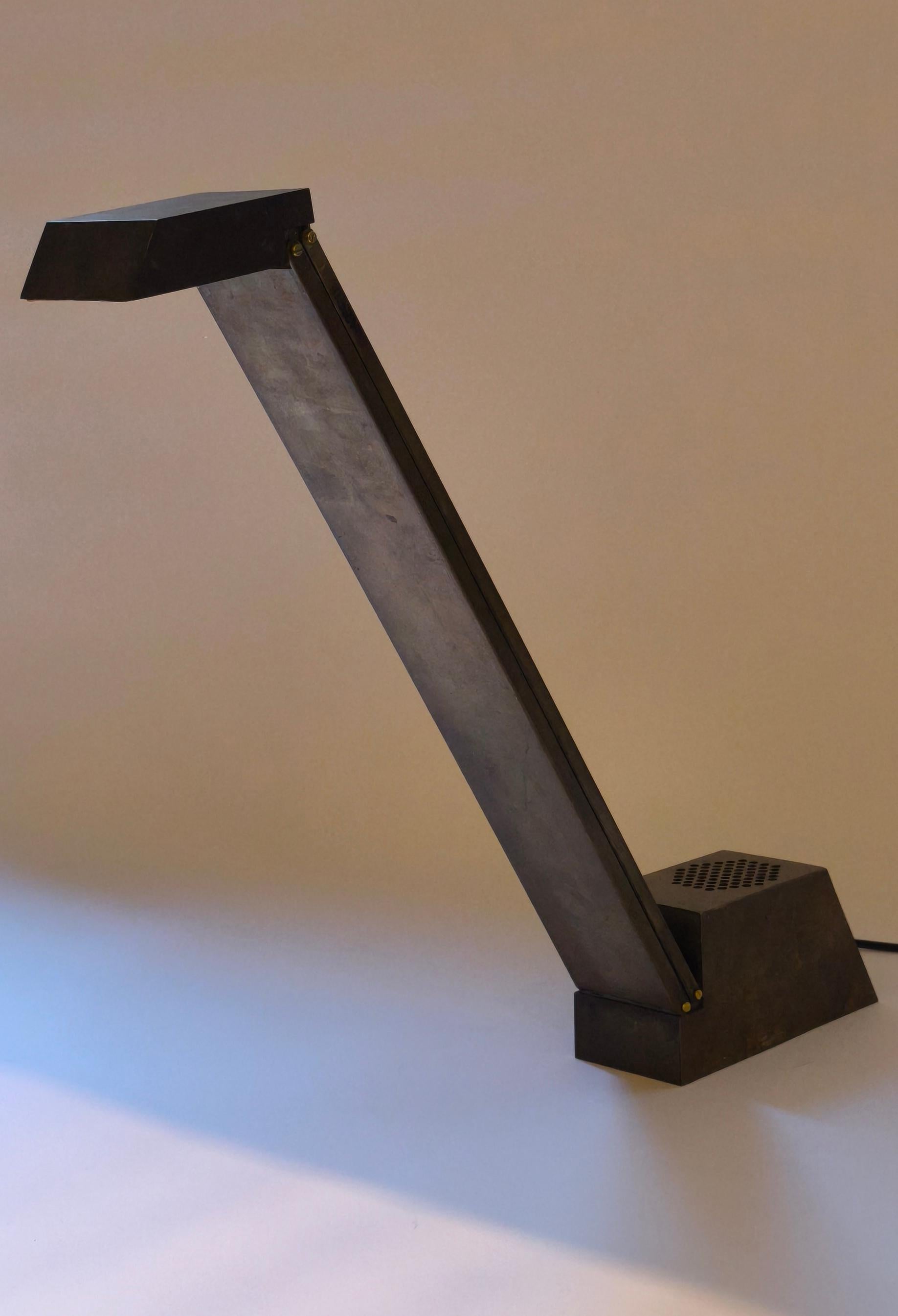 Una lampada in ottone EBERHARD design office per Atelier CHERET anni '70 - Francia in vendita 5