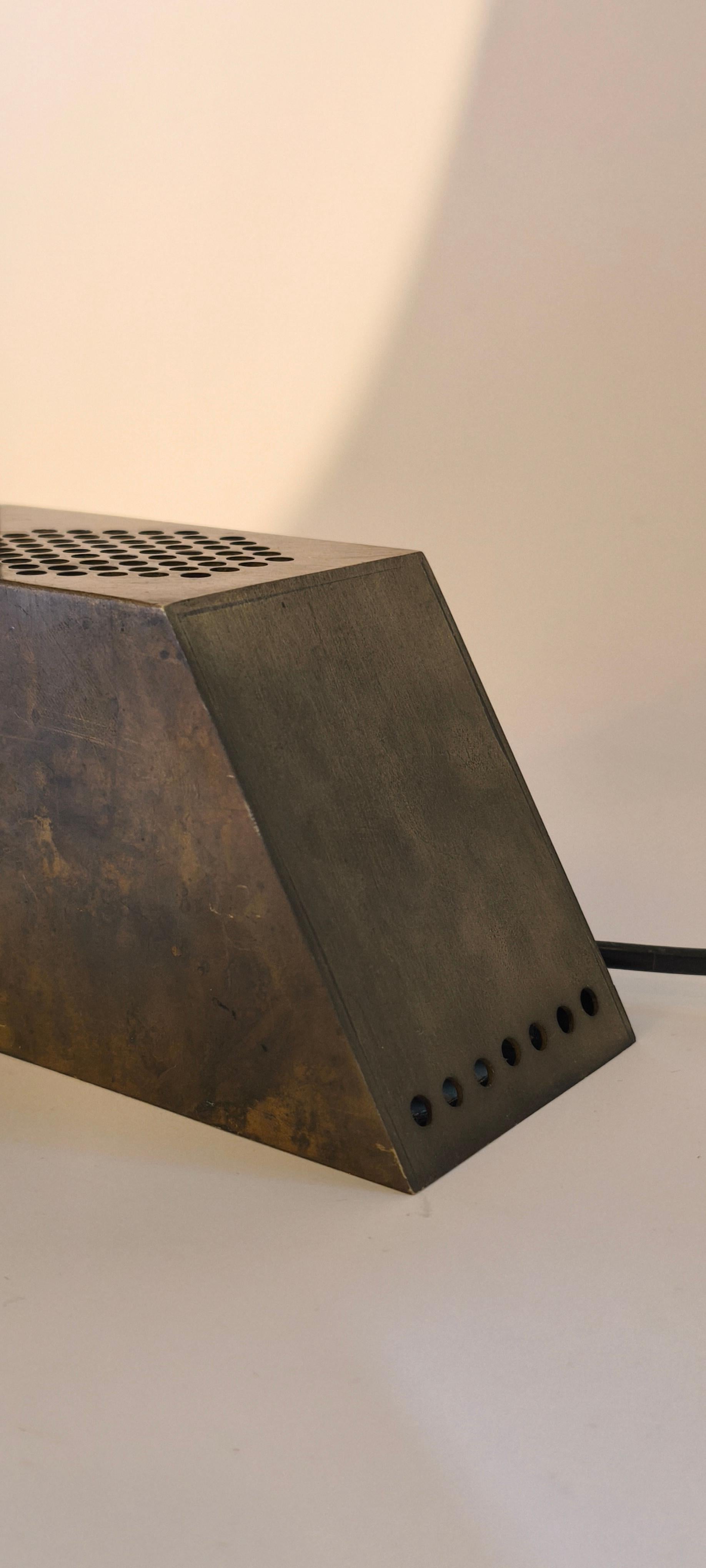 Una lampada in ottone EBERHARD design office per Atelier CHERET anni '70 - Francia in vendita 7