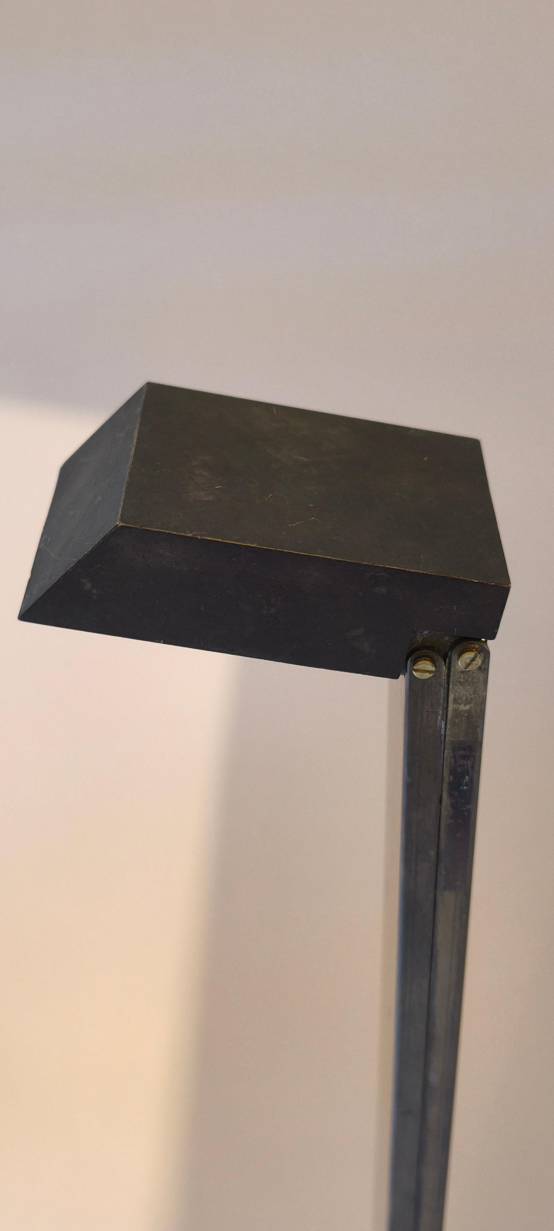 Una lampada in ottone EBERHARD design office per Atelier CHERET anni '70 - Francia in vendita 8