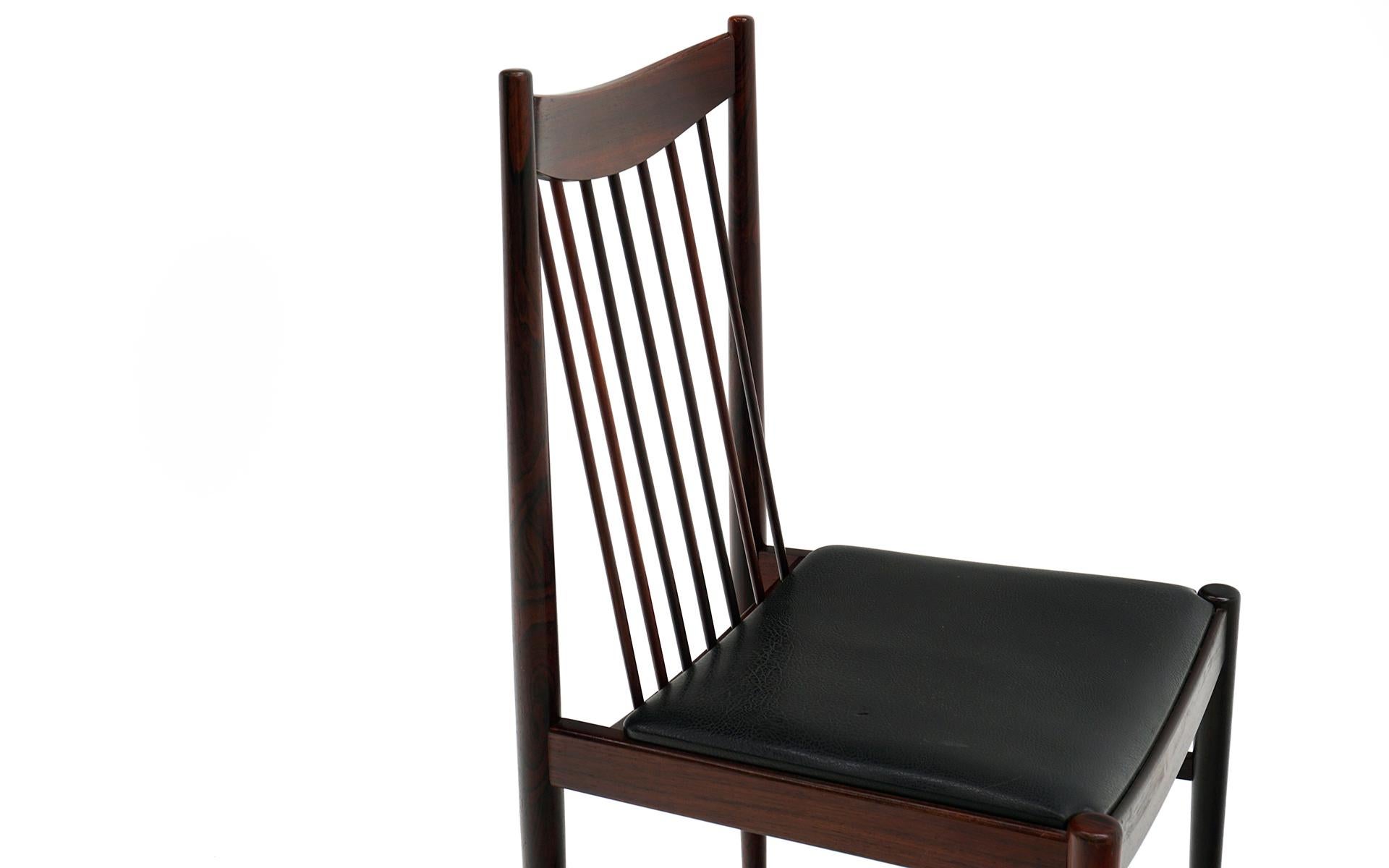 Mid-20th Century One Brazilian Rosewood Dining Chair Model 422 by Arne Vodder for Sibast, Signed. For Sale