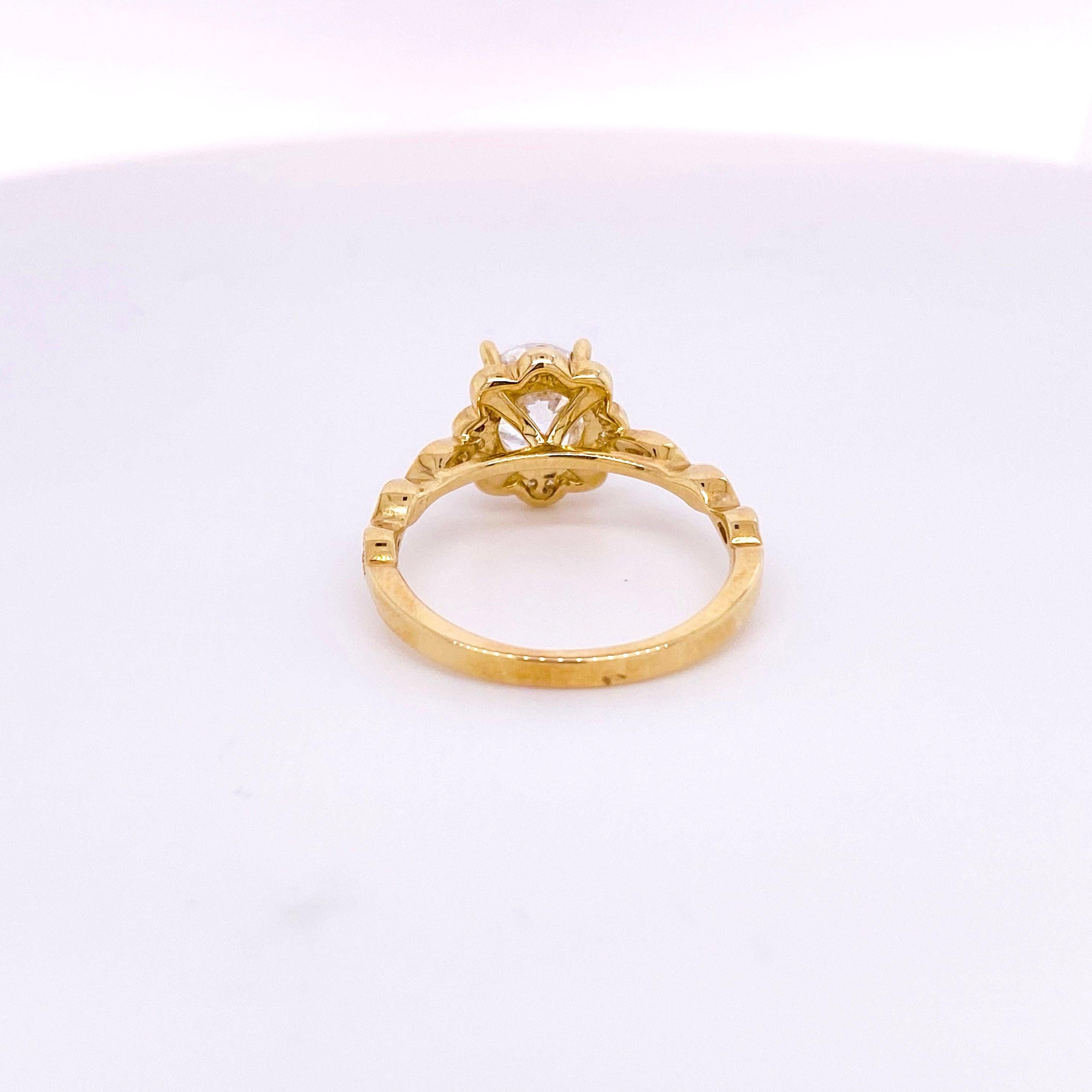 Im Angebot: Ein Karat Diamant Verlobungsring, Blume Halo, Gelbgold, von der Natur inspiriert () 4