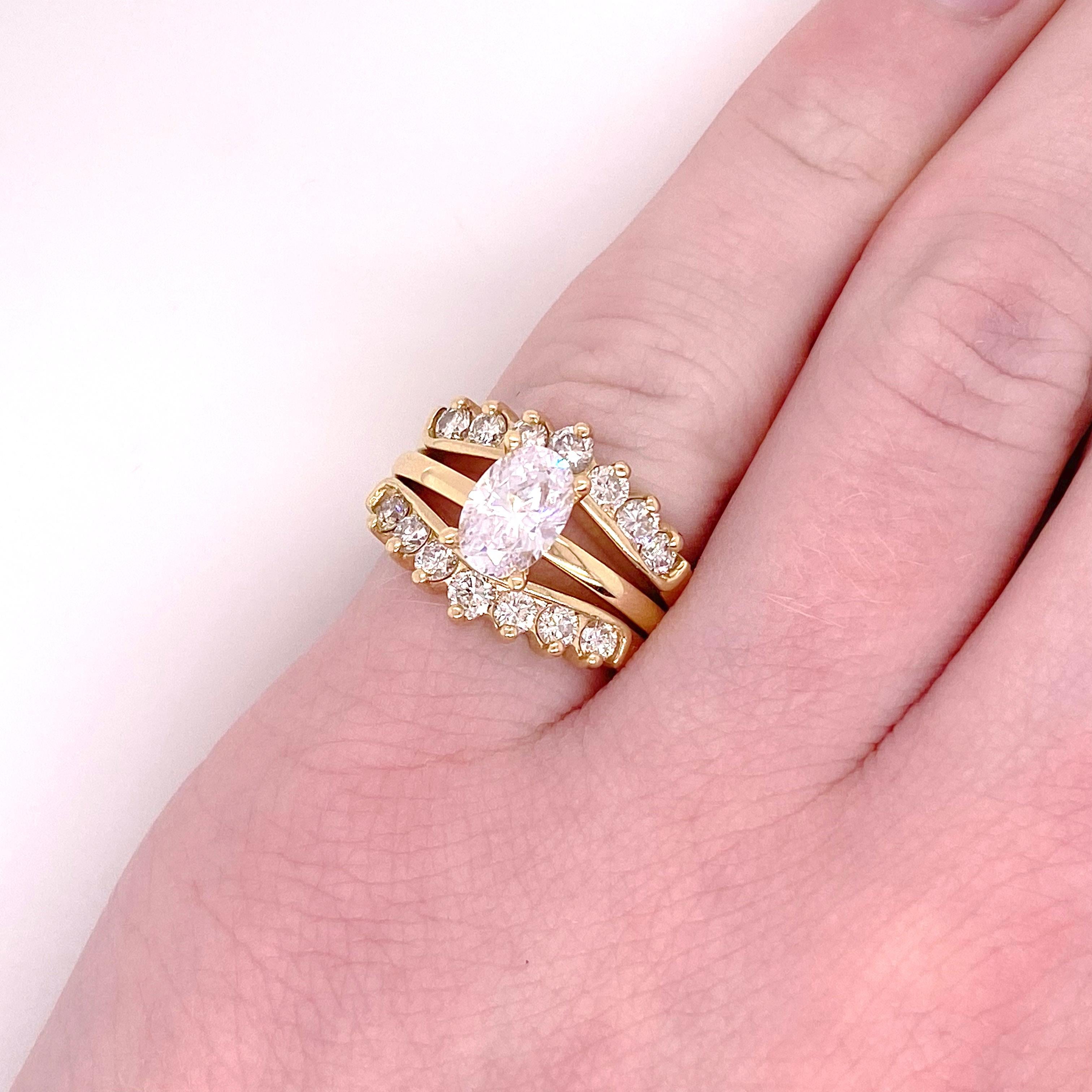 Contemporary One Carat Diamond Ring Enhancer, Yellow Gold Ring Jacket w 14 Diamonds For Sale